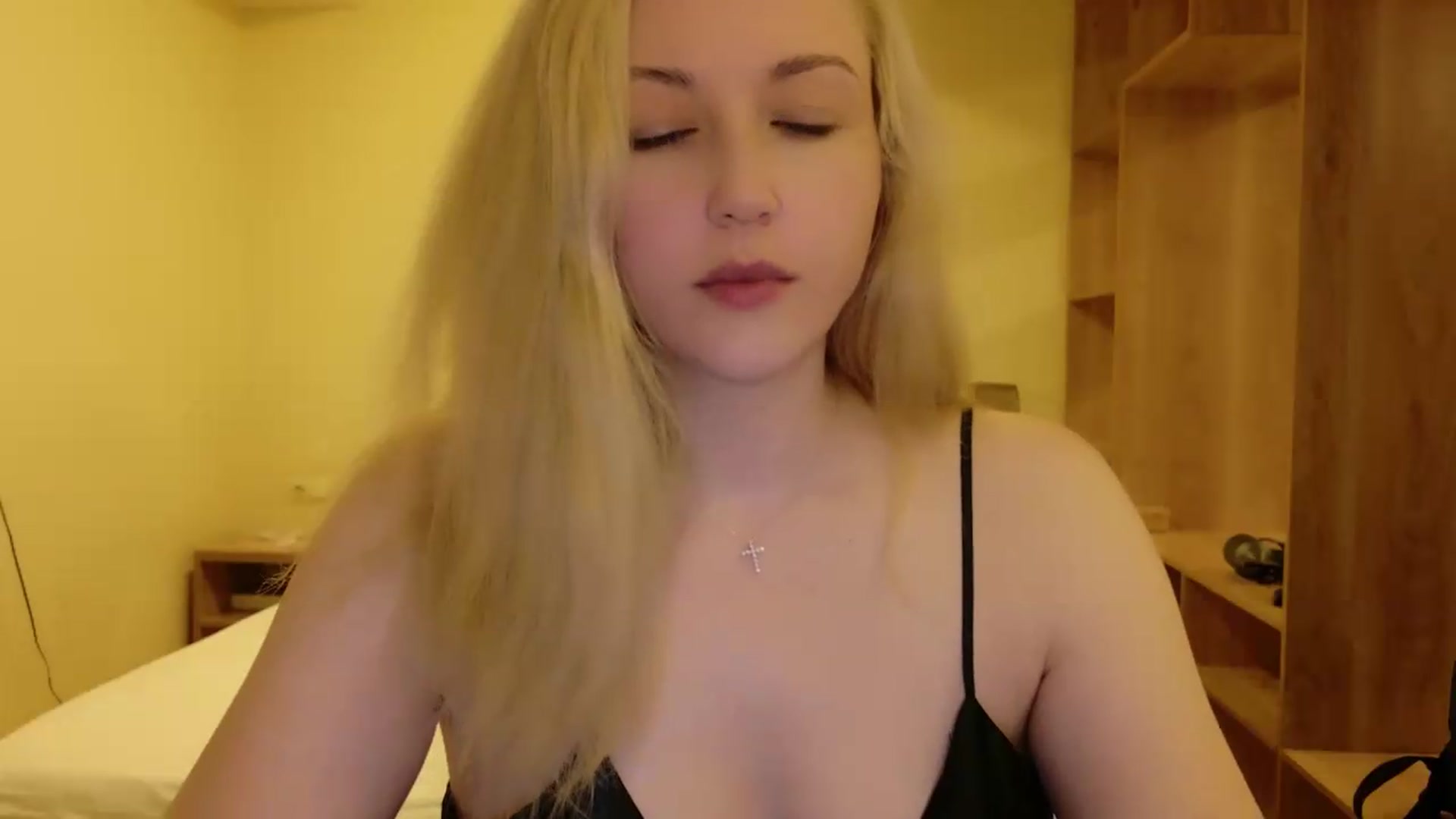 Gallery image thumbnail from Rockn_Grace's myfreecams stream on, 07/23/2026, 21:08 image 10 of 20