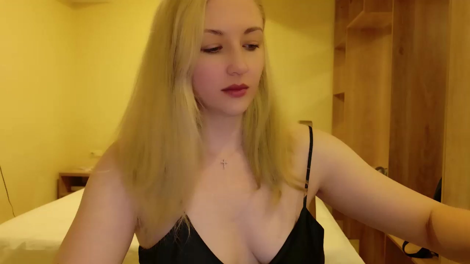 Gallery image thumbnail from Rockn_Grace's myfreecams stream on, 07/23/2026, 22:12 image 5 of 20
