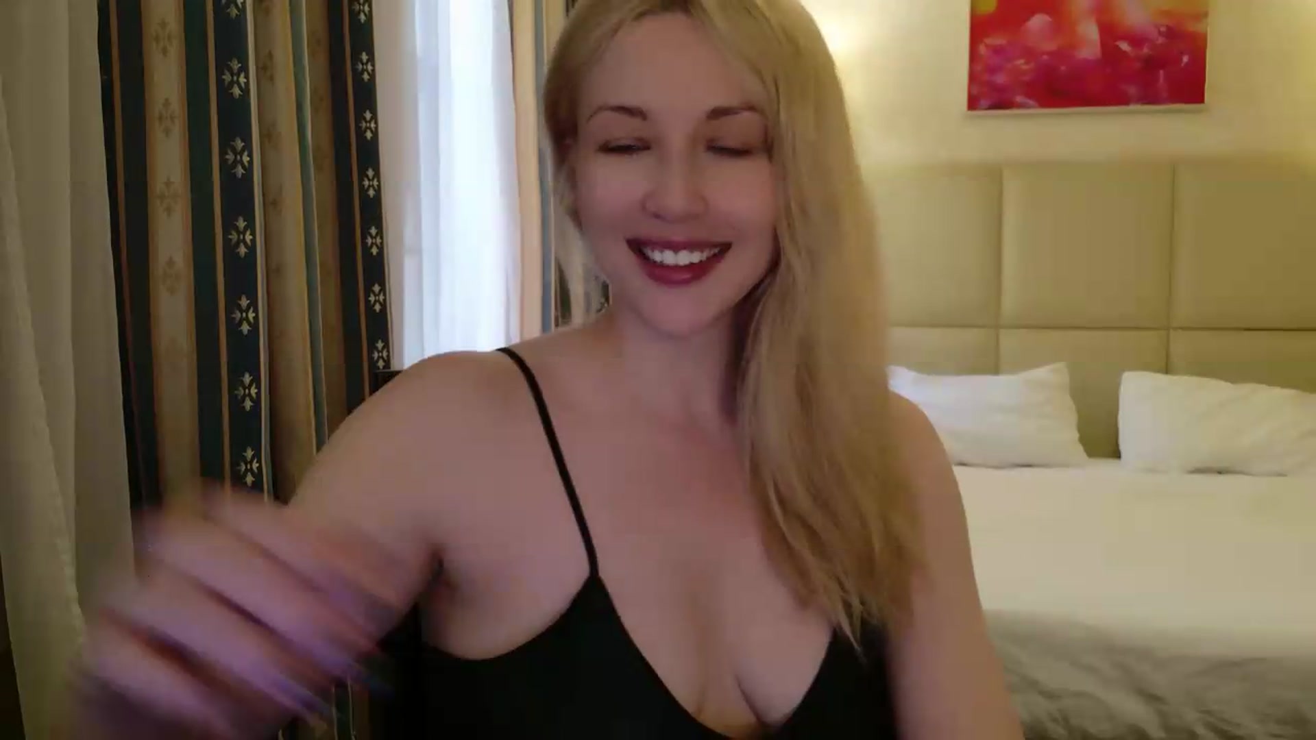 Gallery image thumbnail from Rockn_Grace's myfreecams stream on, 07/28/2026, 16:38 image 14 of 20