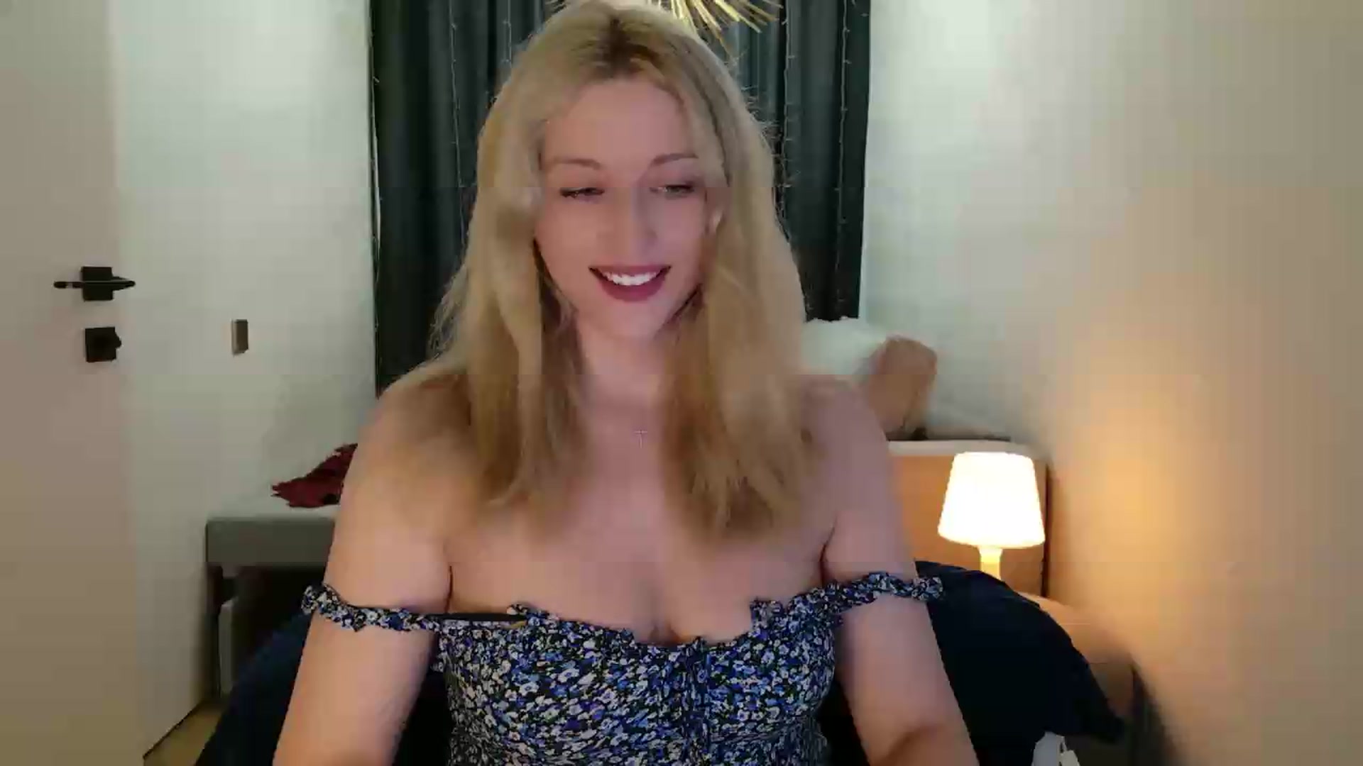 Gallery image thumbnail from Rockn_Grace's myfreecams stream on, 08/02/2026, 16:01 image 12 of 20