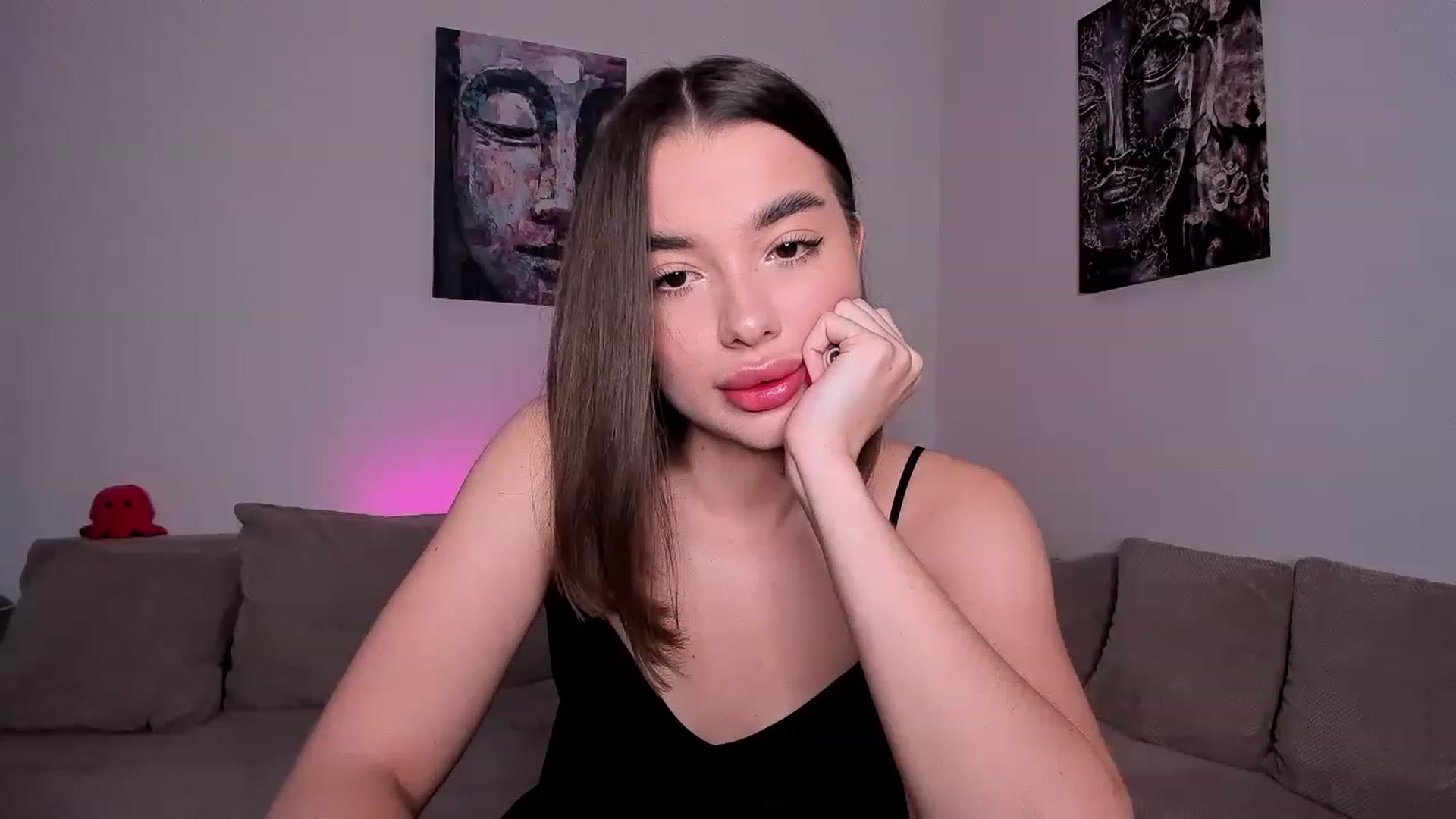 Gallery image thumbnail from Rockn_Queen's myfreecams stream on, 03/30/2023, 15:41 image 10 of 20