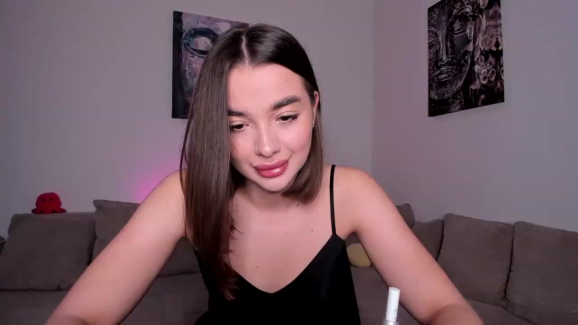 Gallery image thumbnail from Rockn_Queen's myfreecams stream on, 03/30/2023, 15:41 image 8 of 20