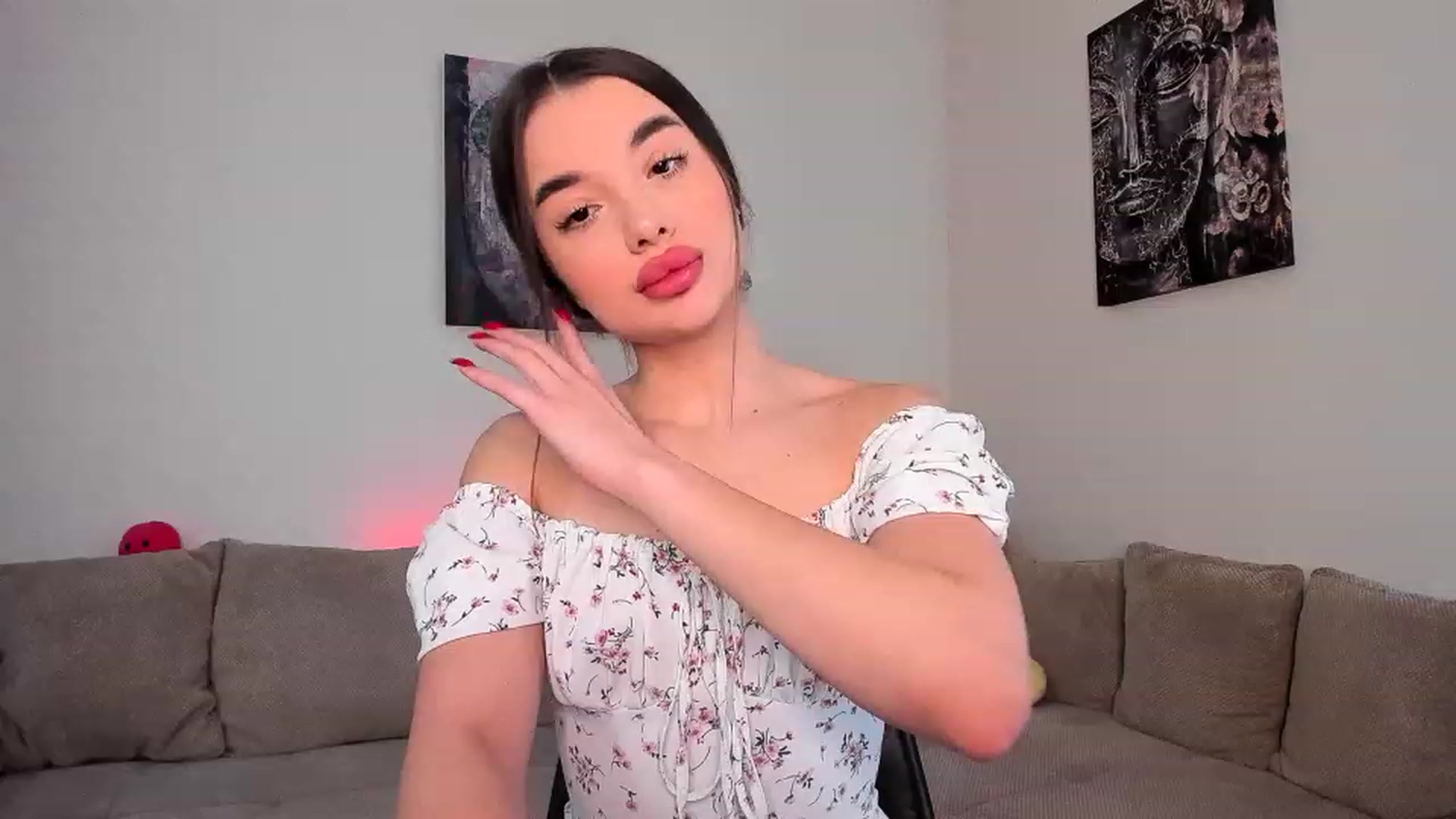 Gallery image thumbnail from Rockn_Queen's myfreecams stream on, 04/19/2023, 11:50 image 1 of 20