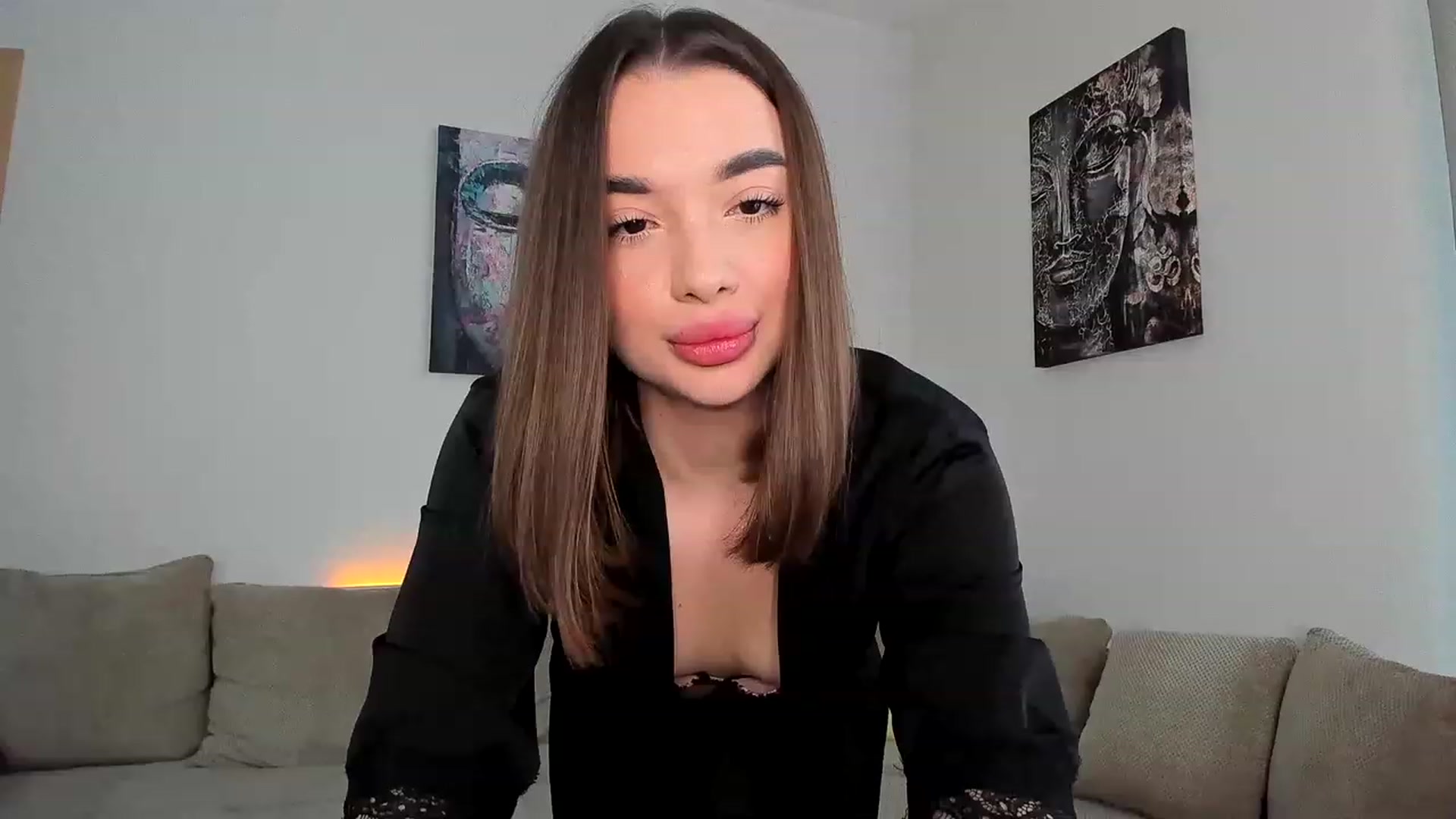 Gallery image thumbnail from Rockn_Queen's myfreecams stream on, 04/21/2023, 12:53 image 1 of 20