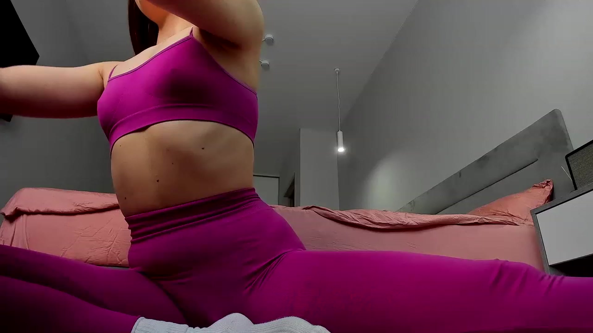 Gallery image thumbnail from Rockn_Queen's myfreecams stream on, 04/27/2023, 16:27 image 15 of 20