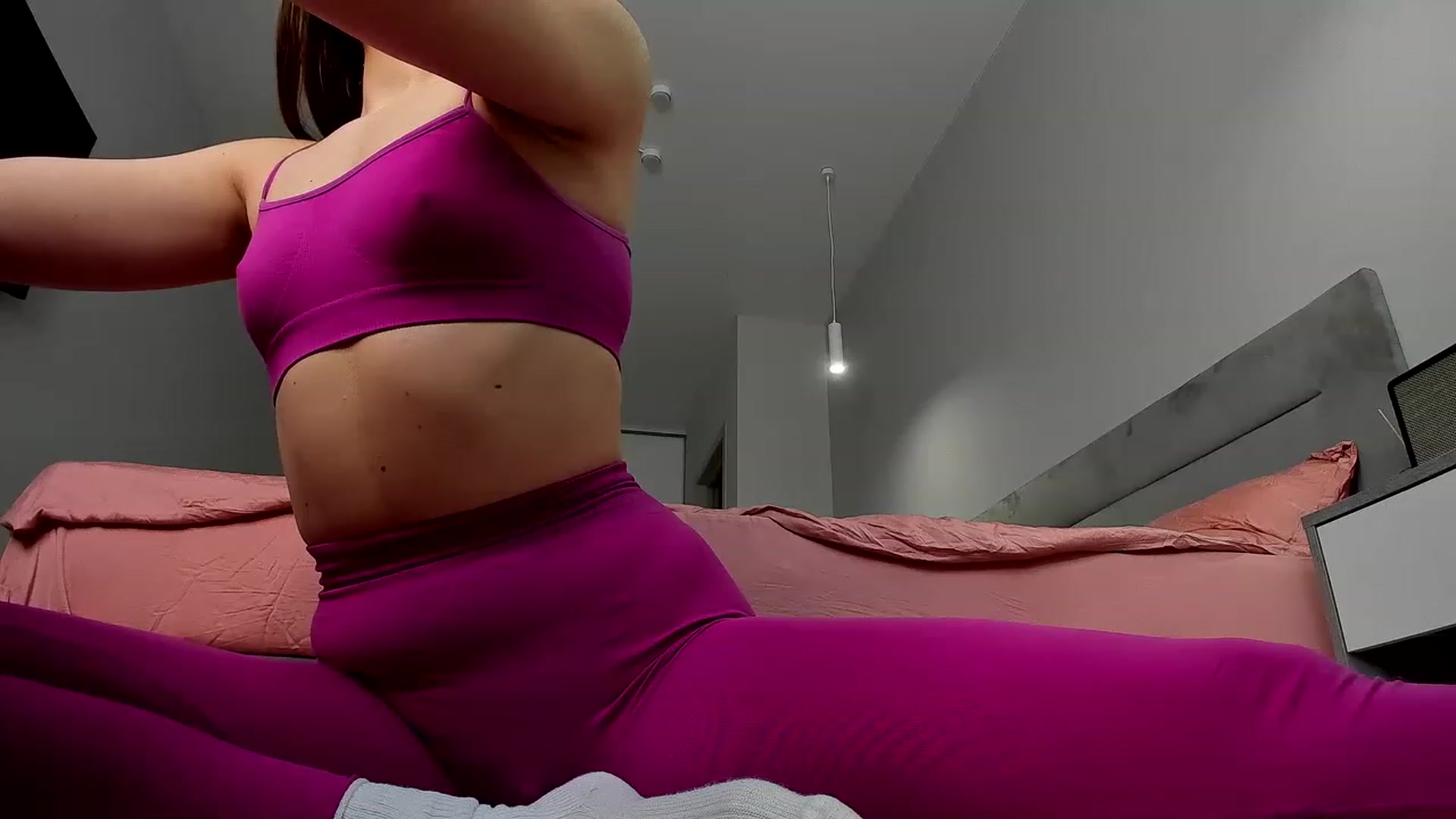 Gallery image thumbnail from Rockn_Queen's myfreecams stream on, 04/27/2023, 16:27 image 16 of 20