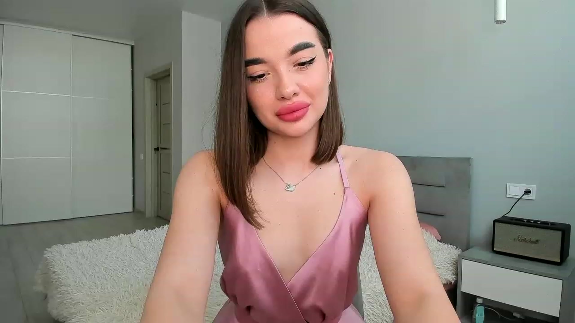 Gallery image thumbnail from Rockn_Queen's myfreecams stream on, 05/02/2023, 14:46 image 8 of 20