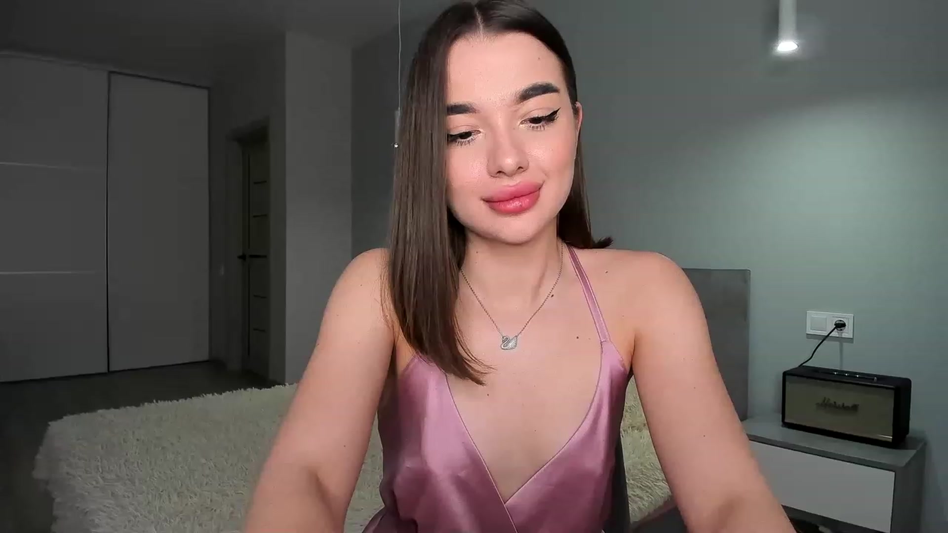 Gallery image thumbnail from Rockn_Queen's myfreecams stream on, 05/02/2023, 19:39 image 3 of 20