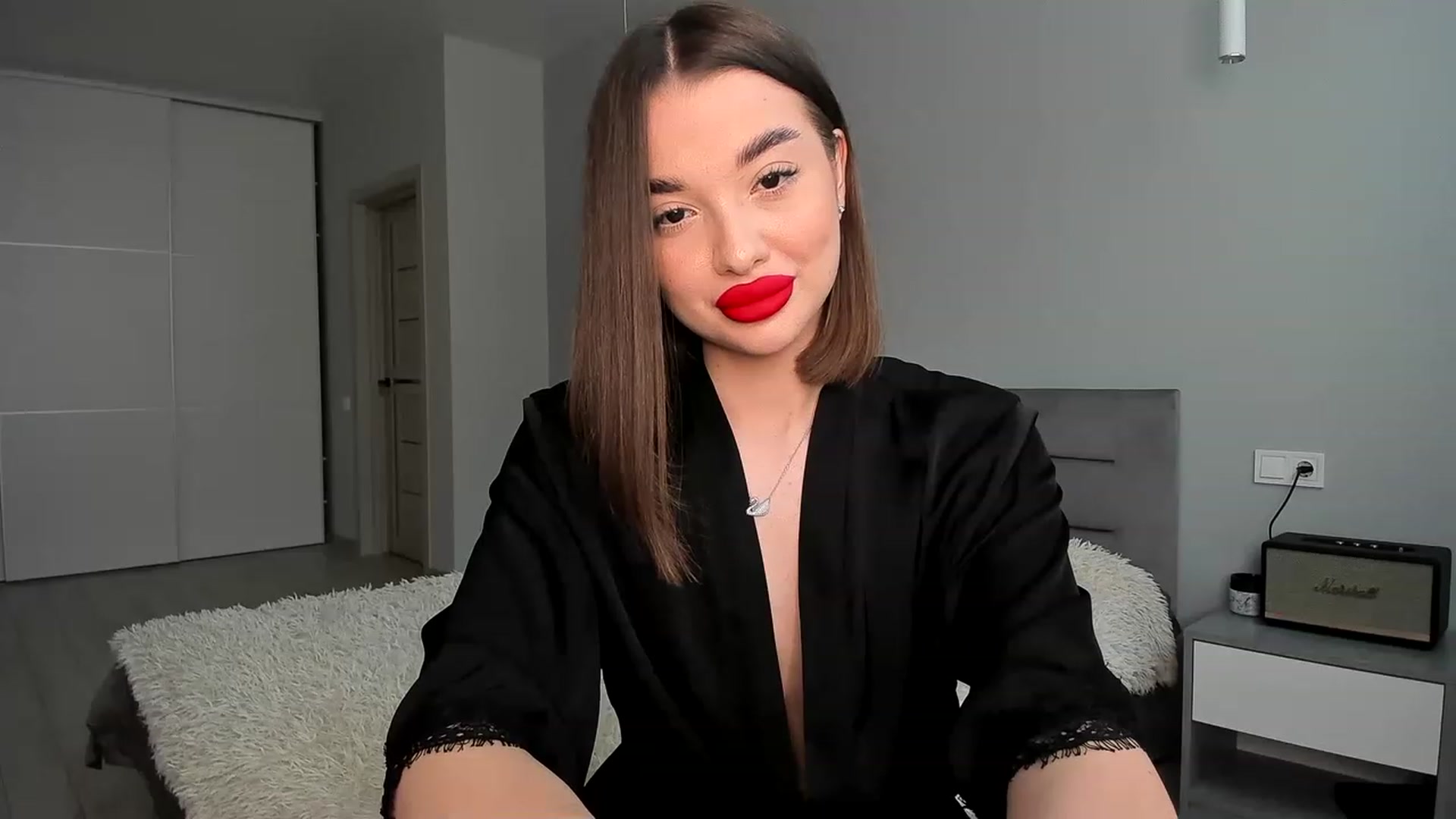 Gallery image thumbnail from Rockn_Queen's myfreecams stream on, 05/18/2023, 13:34 image 14 of 20