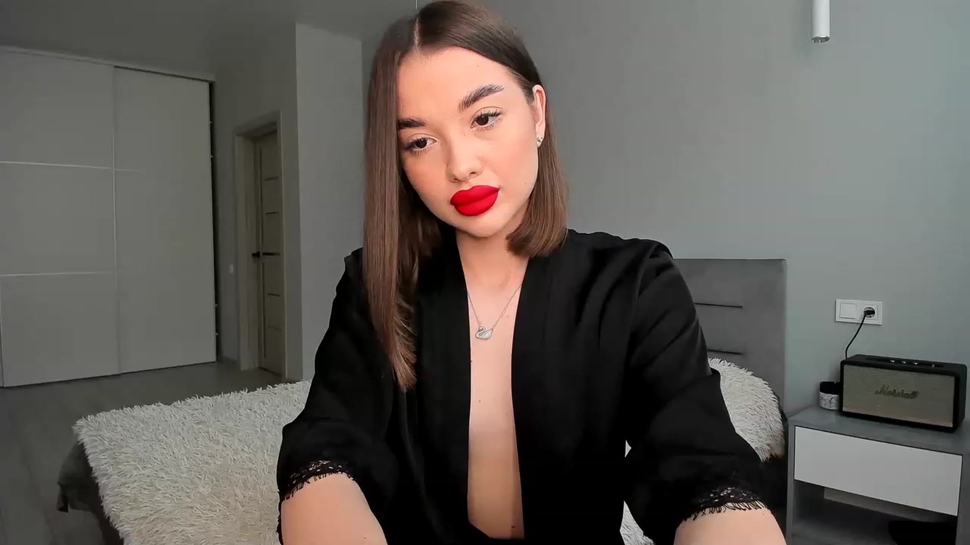 Gallery image thumbnail from Rockn_Queen's myfreecams stream on, 05/18/2023, 13:34 image 2 of 20