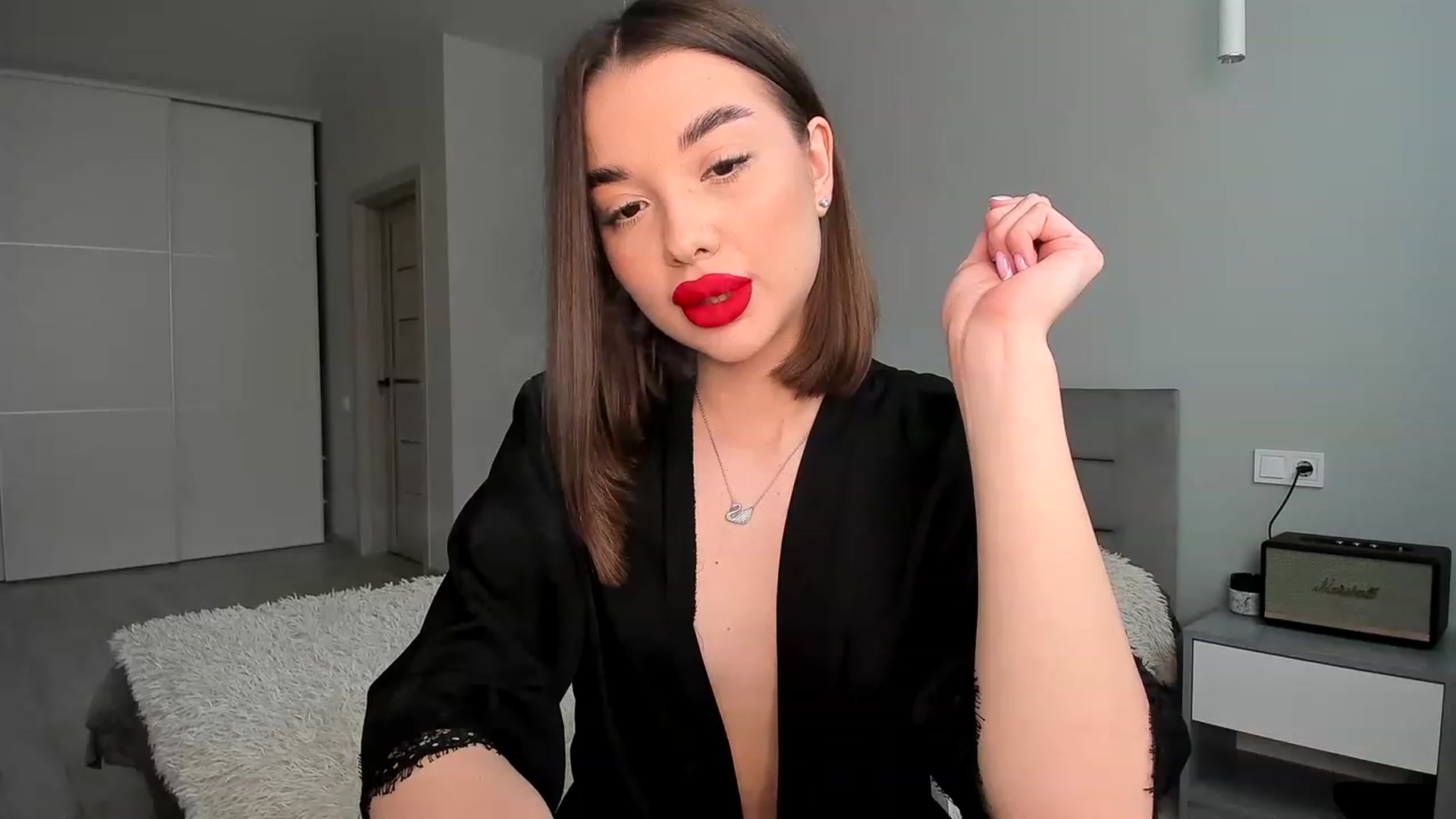 Gallery image thumbnail from Rockn_Queen's myfreecams stream on, 05/18/2023, 13:34 image 7 of 20