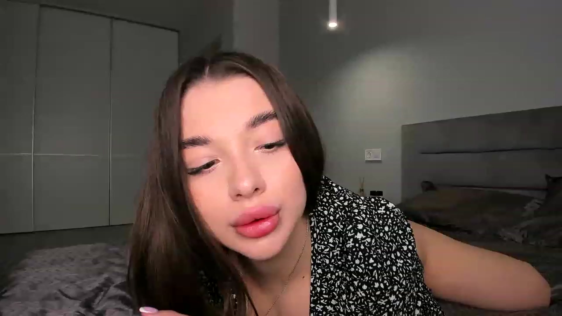 Gallery image thumbnail from Rockn_Queen's myfreecams stream on, 05/25/2023, 17:52 image 18 of 20