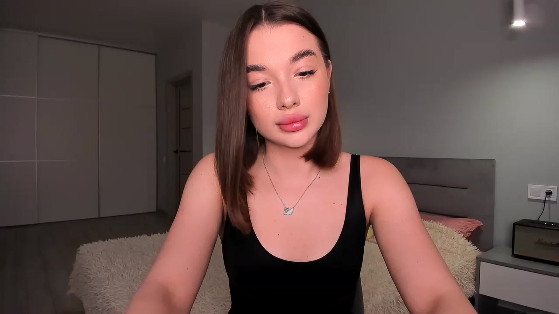 Gallery image thumbnail from Rockn_Queen's myfreecams stream on, 05/28/2023, 20:33 image 3 of 20