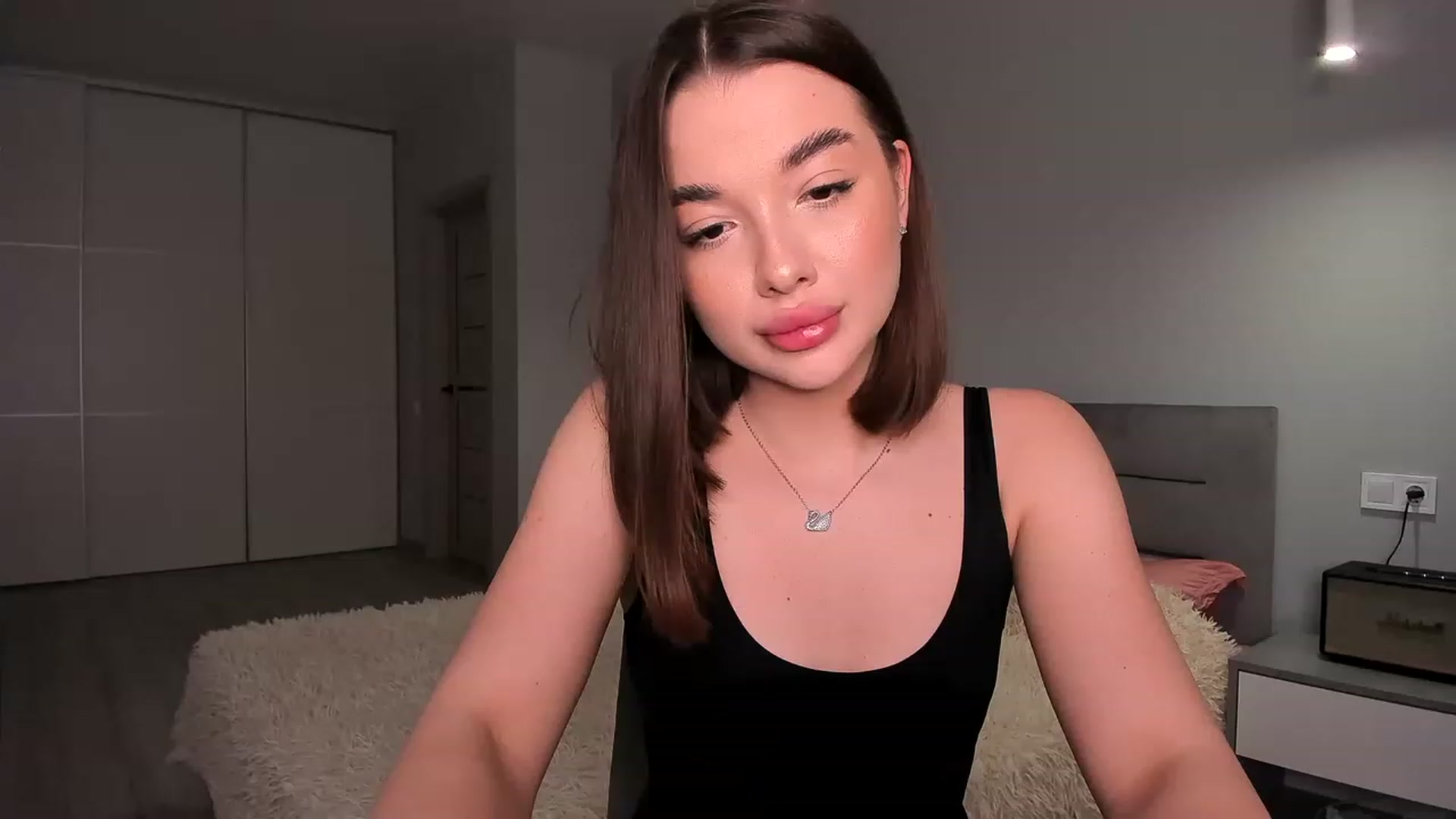 Gallery image thumbnail from Rockn_Queen's myfreecams stream on, 05/28/2023, 20:33 image 12 of 20