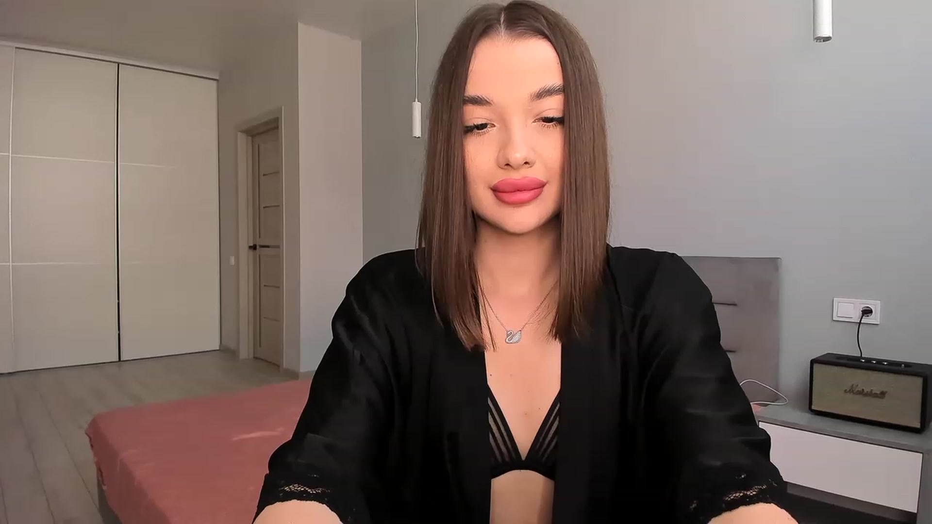 Gallery image thumbnail from Rockn_Queen's myfreecams stream on, 05/31/2023, 12:54 image 14 of 20