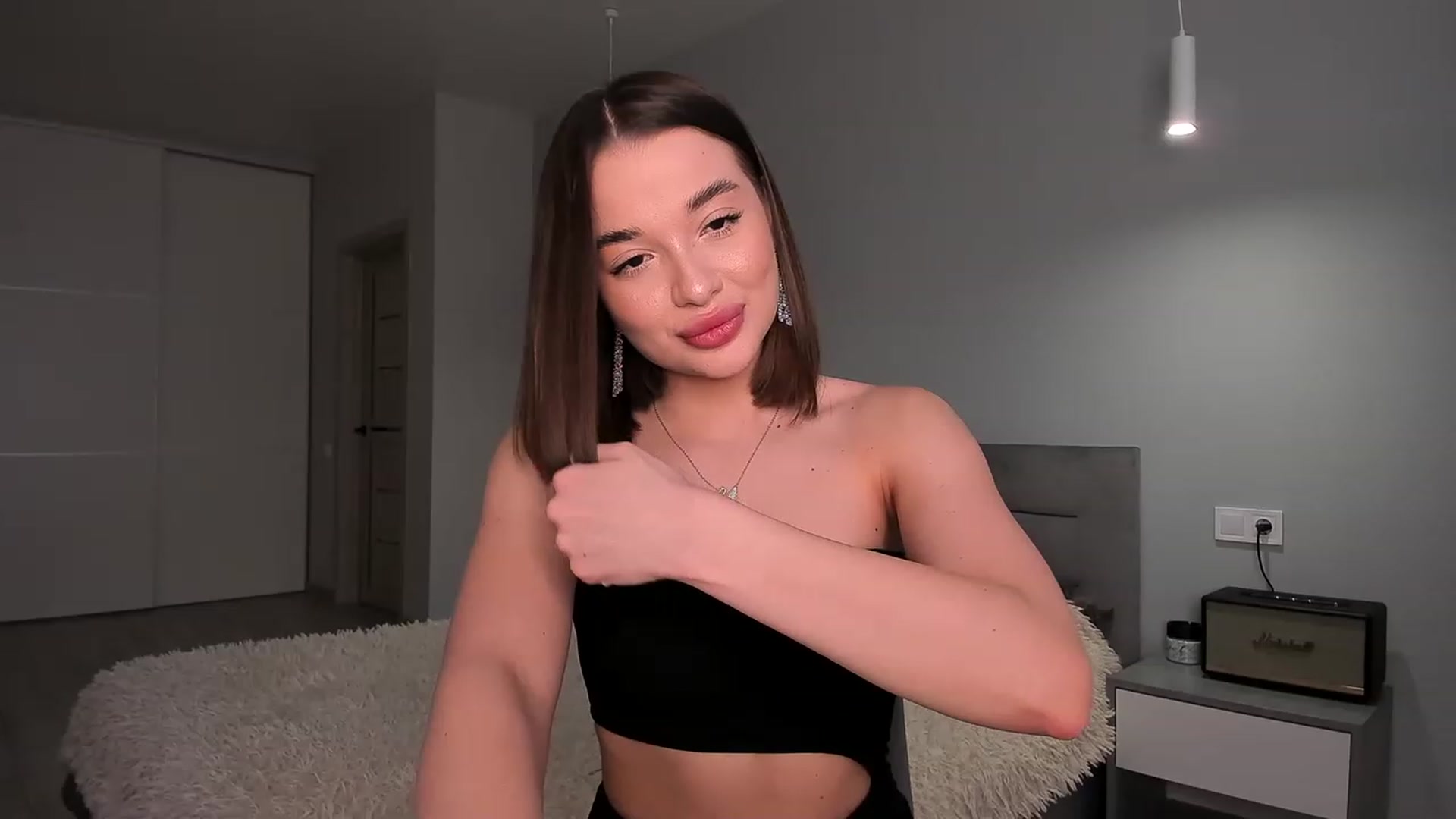 Gallery image thumbnail from Rockn_Queen's myfreecams stream on, 06/04/2023, 18:20 image 3 of 20