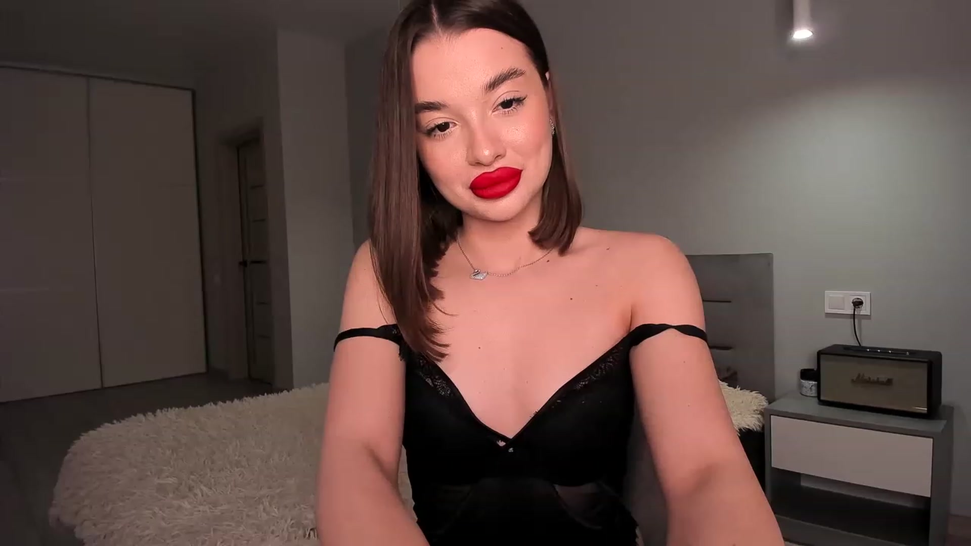 Gallery image thumbnail from Rockn_Queen's myfreecams stream on, 06/06/2023, 24:01 image 10 of 20