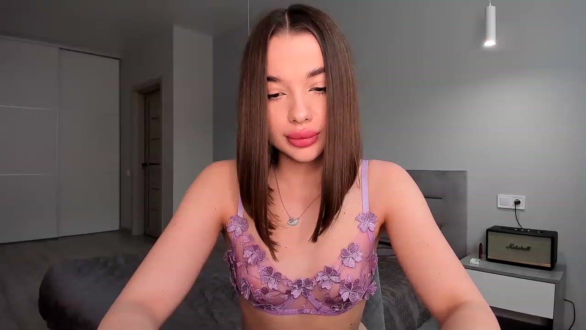 Gallery image thumbnail from Rockn_Queen's myfreecams stream on, 06/07/2023, 13:28 image 13 of 20