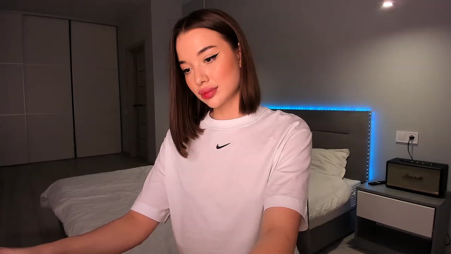 Gallery image thumbnail from Rockn_Queen's myfreecams stream on, 07/07/2023, 19:36 image 1 of 20