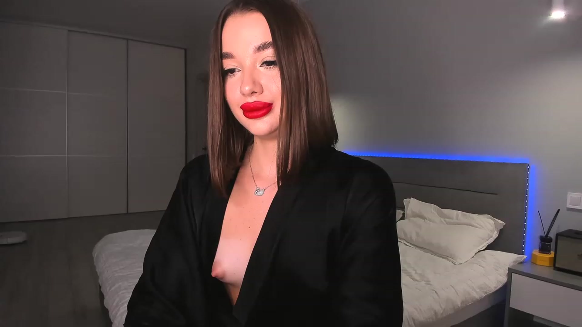 Gallery image thumbnail from Rockn_Queen's myfreecams stream on, 08/25/2023, 20:02 image 14 of 20