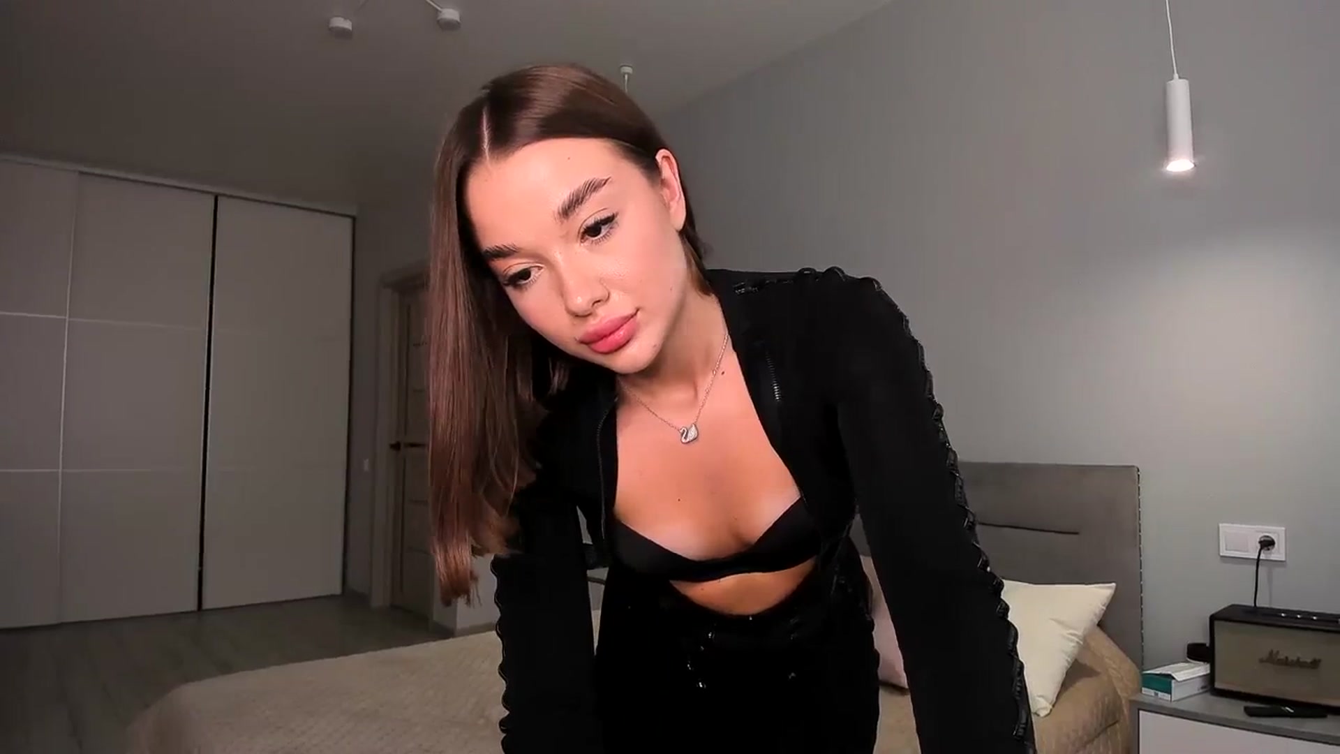 Gallery image thumbnail from Rockn_Queen's myfreecams stream on, 09/07/2023, 16:39 image 16 of 20