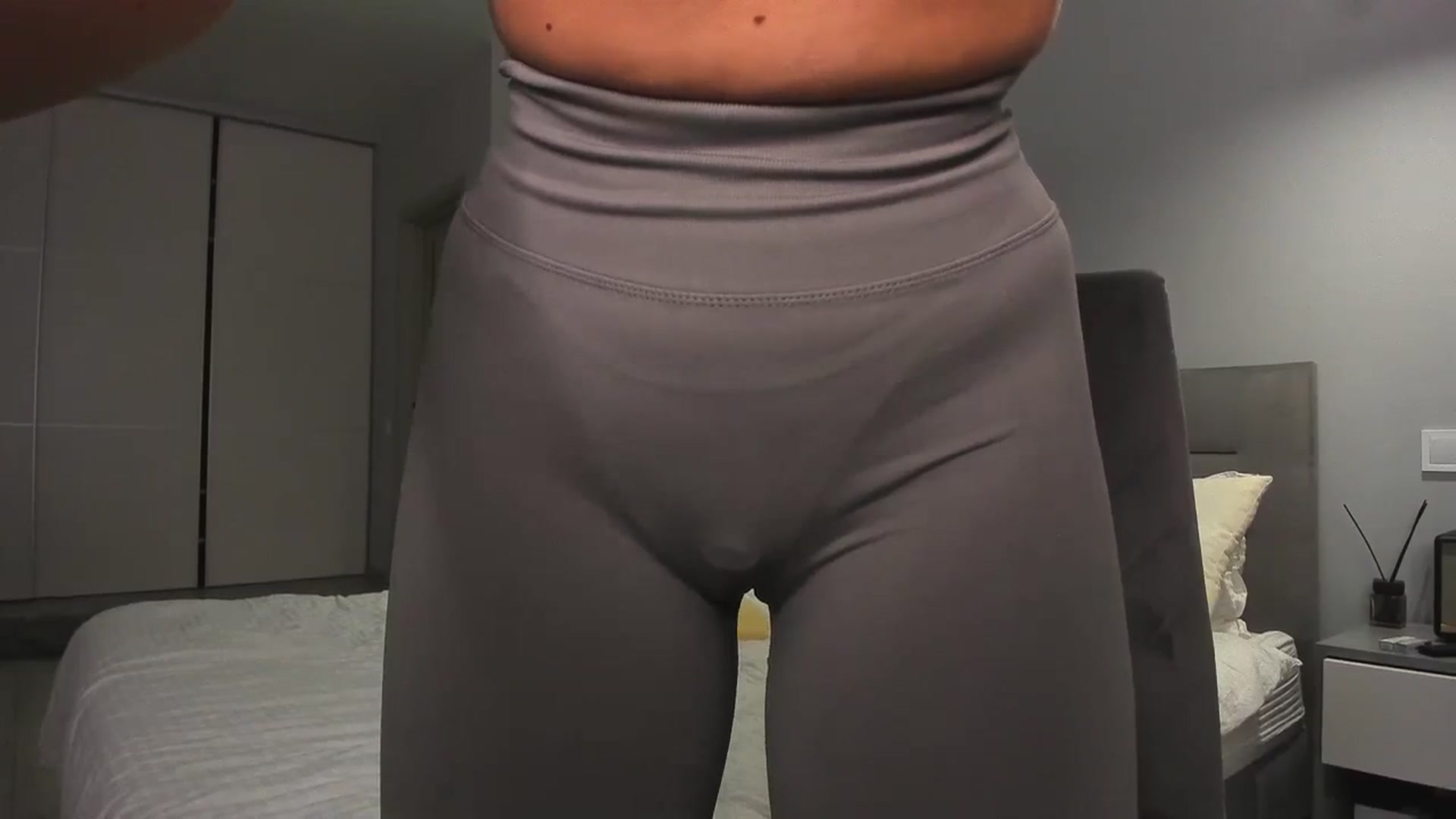 Gallery image thumbnail from Rockn_Queen's myfreecams stream on, 09/17/2023, 19:17 image 11 of 20