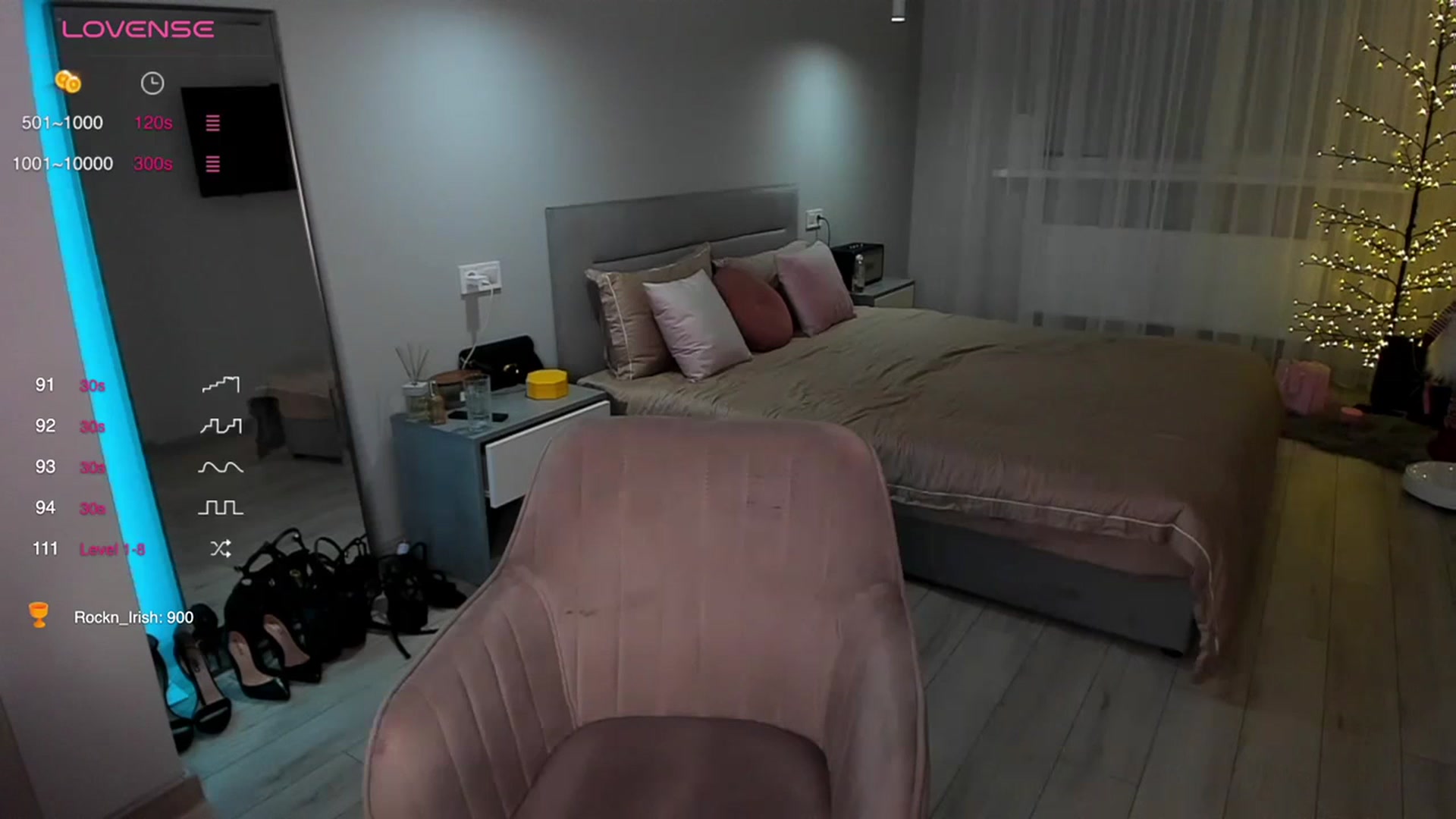 Gallery image thumbnail from Rockn_Queen's myfreecams stream on, 12/17/2023, 01:31 image 20 of 20