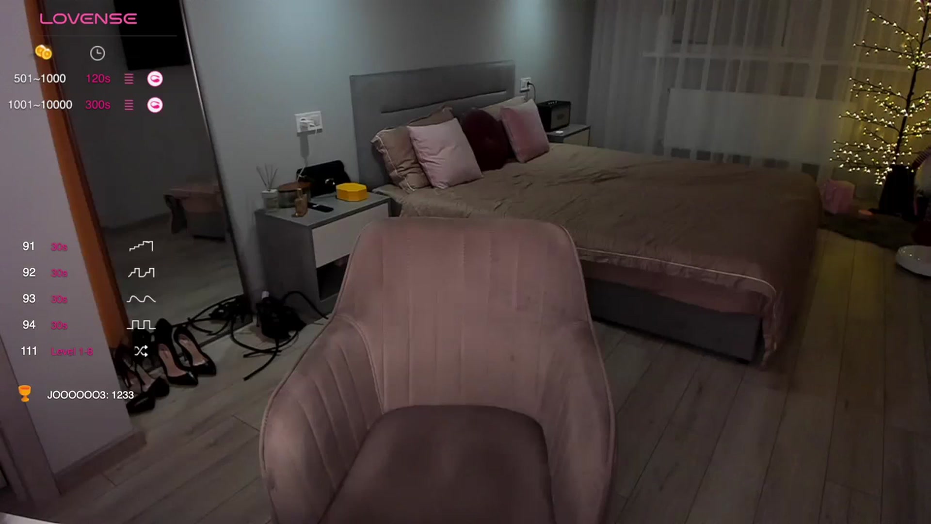 Gallery image thumbnail from Rockn_Queen's myfreecams stream on, 12/17/2023, 21:52 image 12 of 20