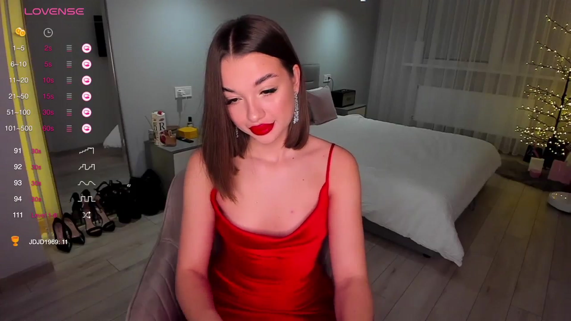 Gallery image thumbnail from Rockn_Queen's myfreecams stream on, 12/23/2023, 20:43 image 7 of 20