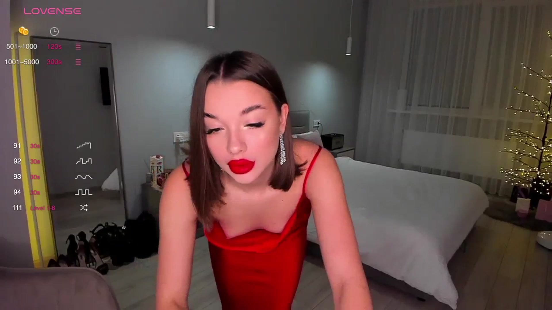 Gallery image thumbnail from Rockn_Queen's myfreecams stream on, 12/23/2023, 20:43 image 4 of 20