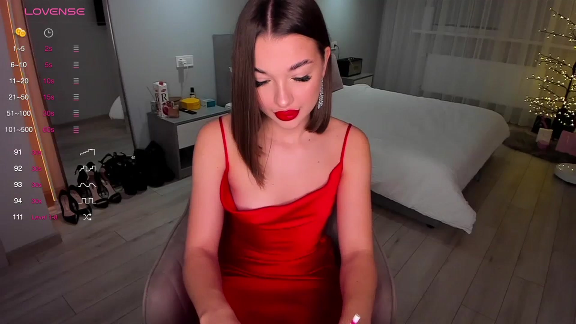 Gallery image thumbnail from Rockn_Queen's myfreecams stream on, 12/23/2023, 20:43 image 3 of 20
