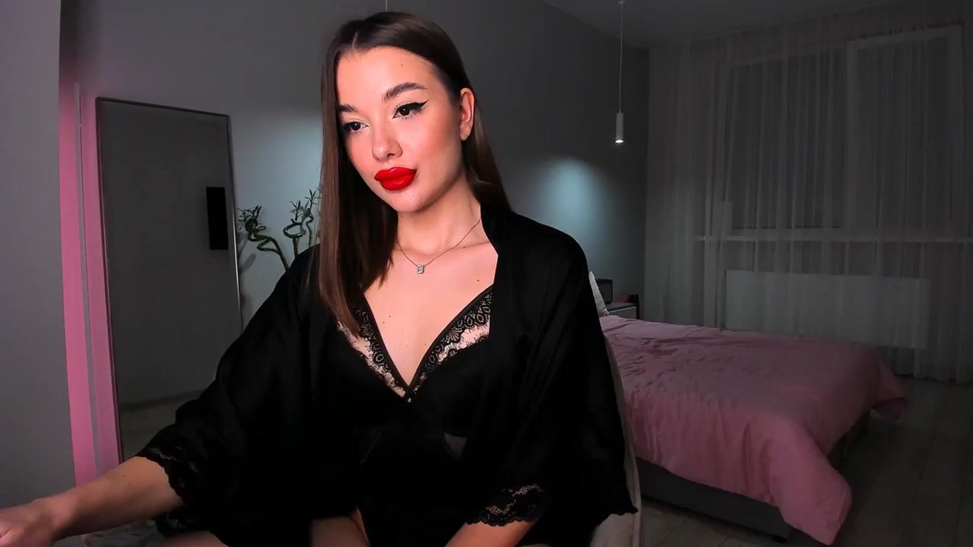 Gallery image thumbnail from Rockn_Queen's myfreecams stream on, 03/29/2024, 22:20 image 9 of 20