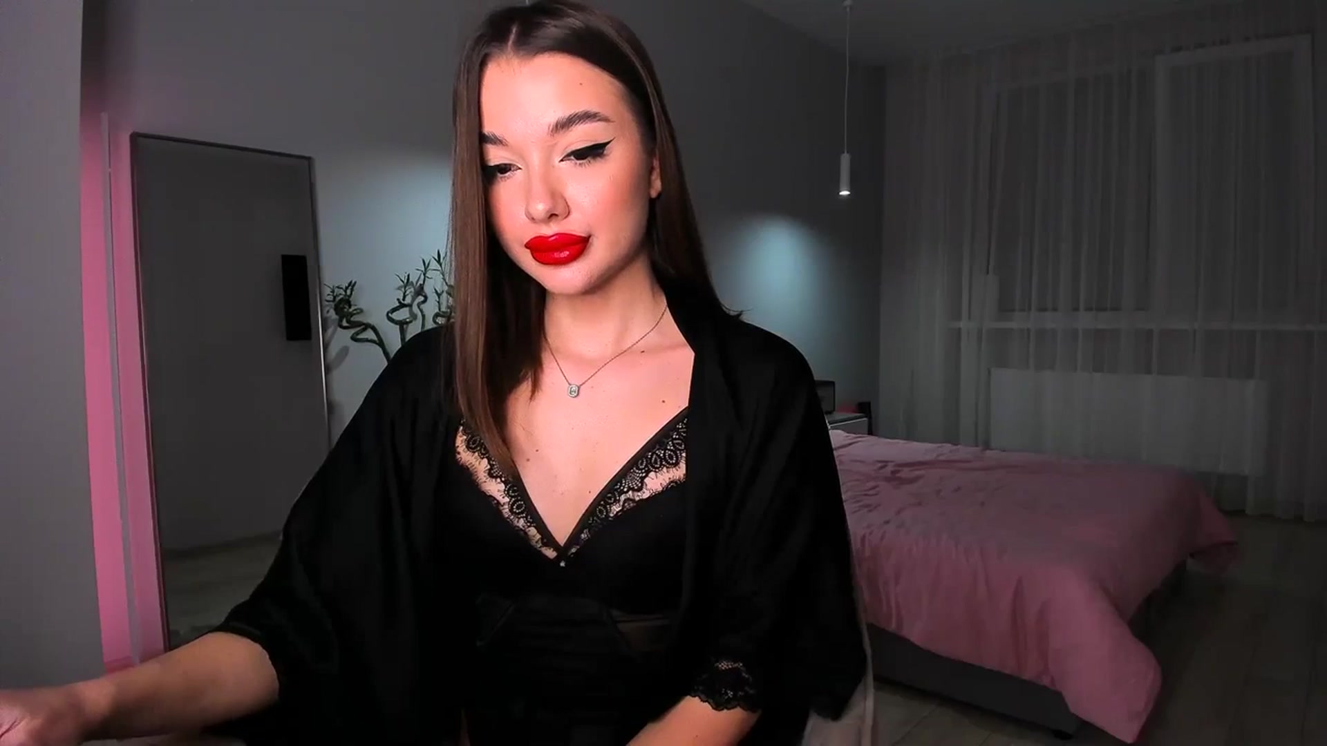 Gallery image thumbnail from Rockn_Queen's myfreecams stream on, 03/29/2024, 22:20 image 6 of 20