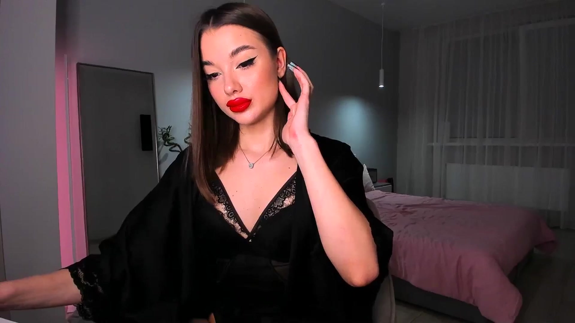 Gallery image thumbnail from Rockn_Queen's myfreecams stream on, 03/29/2024, 22:20 image 3 of 20