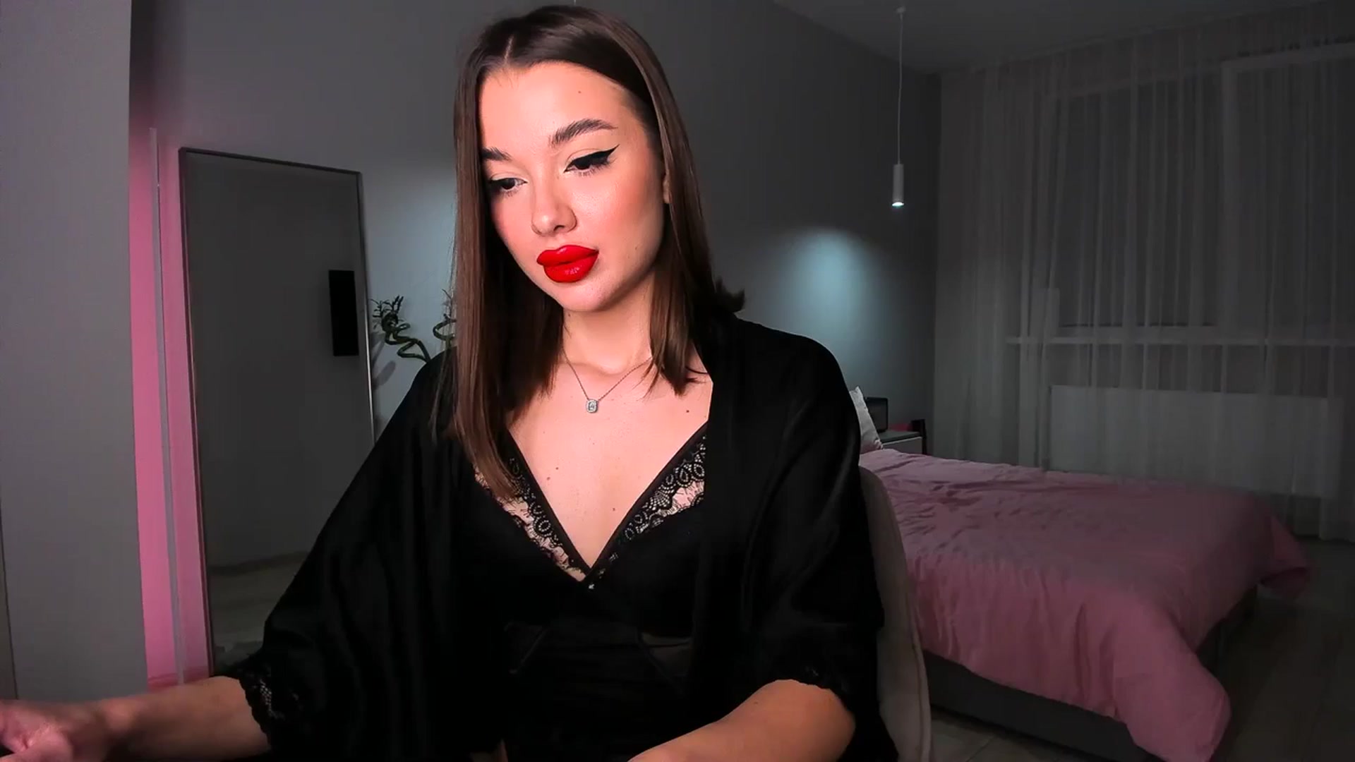 Gallery image thumbnail from Rockn_Queen's myfreecams stream on, 03/29/2024, 22:20 image 5 of 20