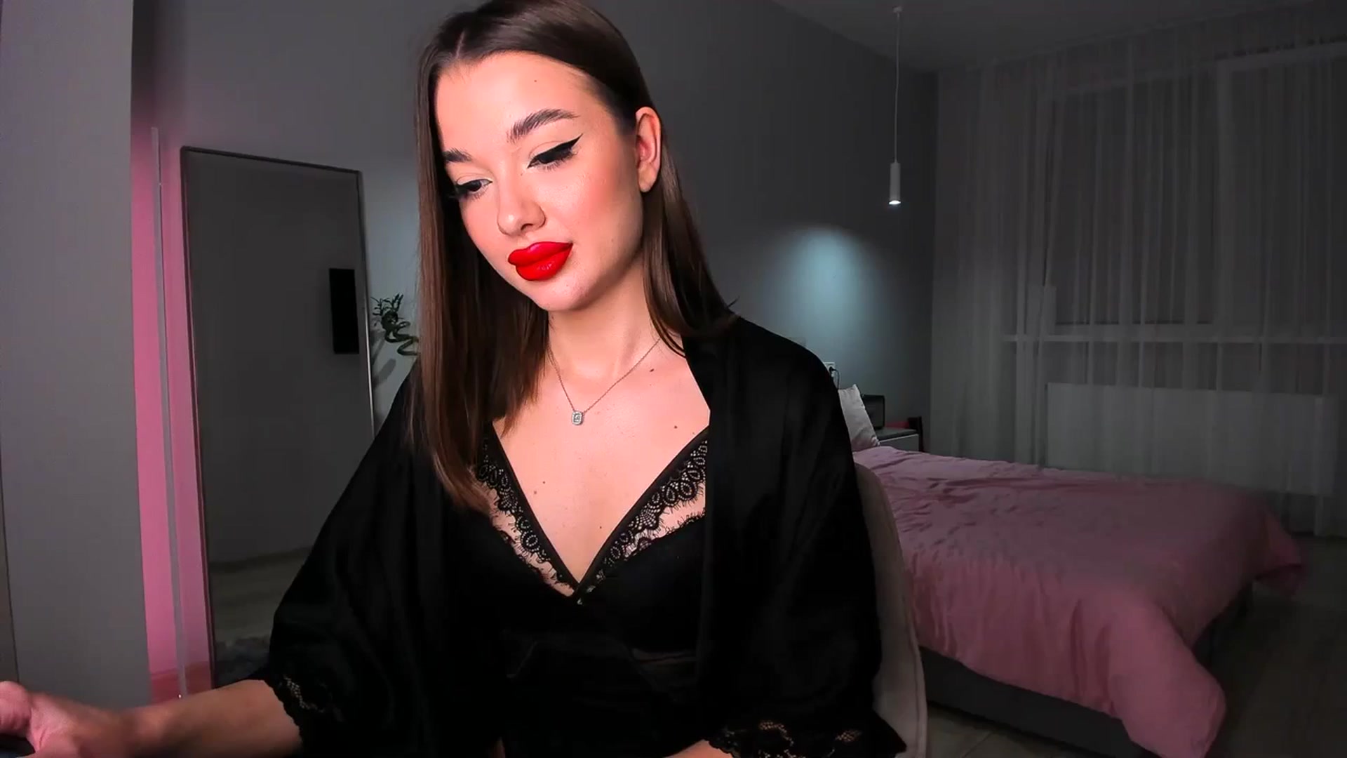 Gallery image thumbnail from Rockn_Queen's myfreecams stream on, 03/29/2024, 22:20 image 1 of 20
