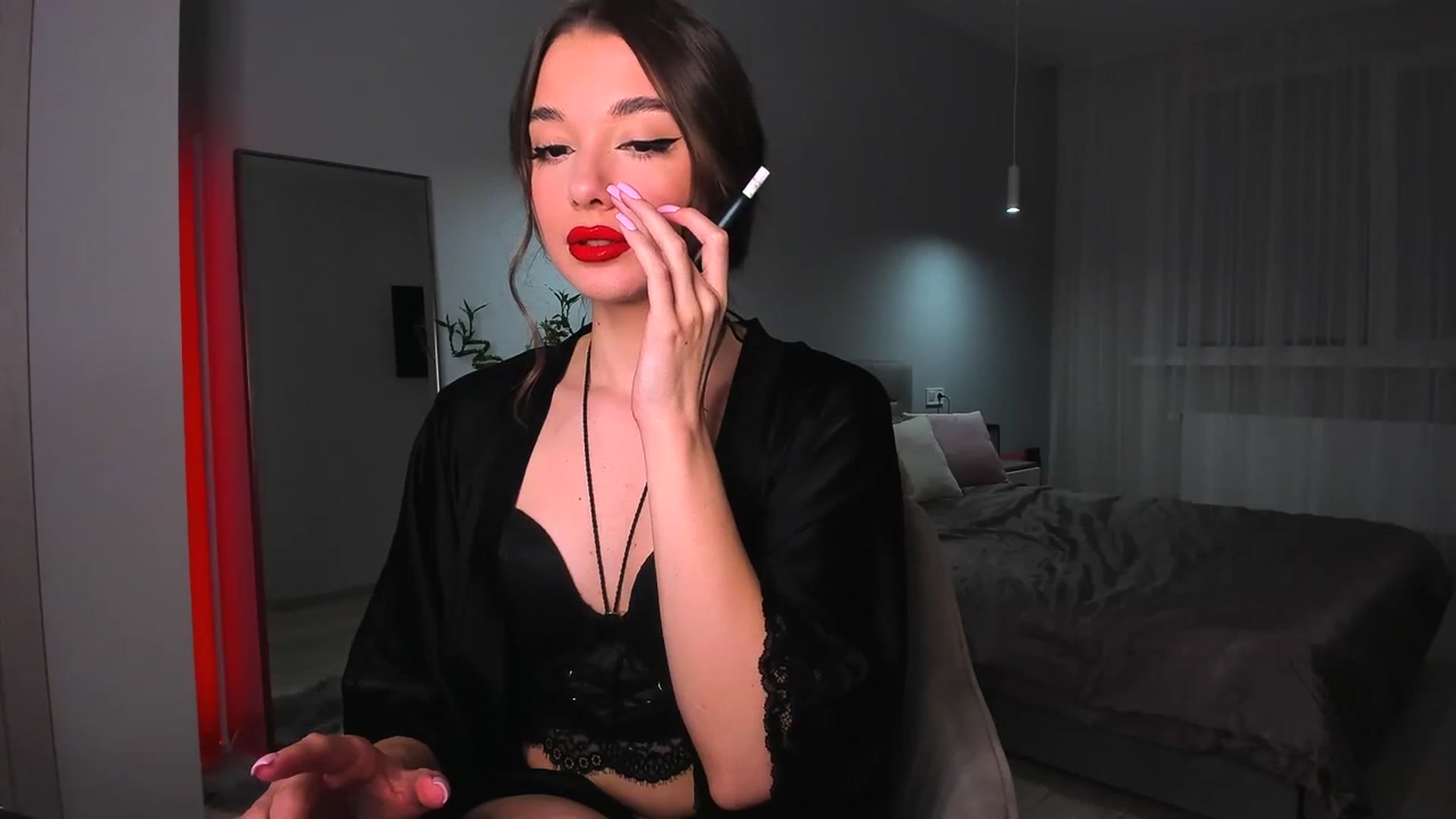 Gallery image thumbnail from Rockn_Queen's myfreecams stream on, 04/09/2024, 18:53 image 17 of 20