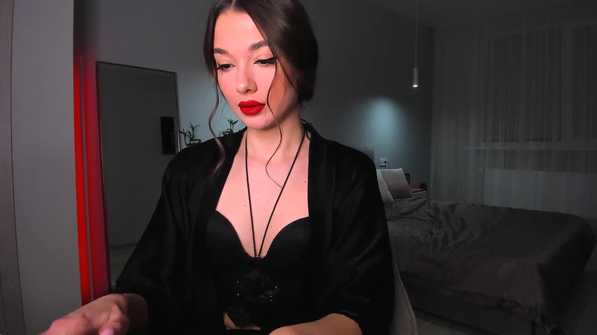 Gallery image thumbnail from Rockn_Queen's myfreecams stream on, 04/09/2024, 18:53 image 14 of 20