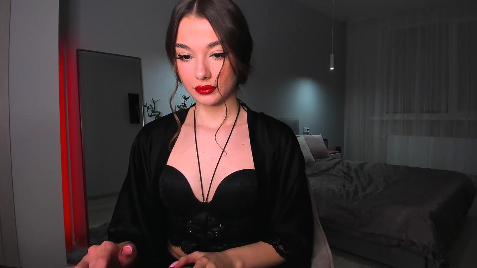 Gallery image thumbnail from Rockn_Queen's myfreecams stream on, 04/09/2024, 18:53 image 15 of 20