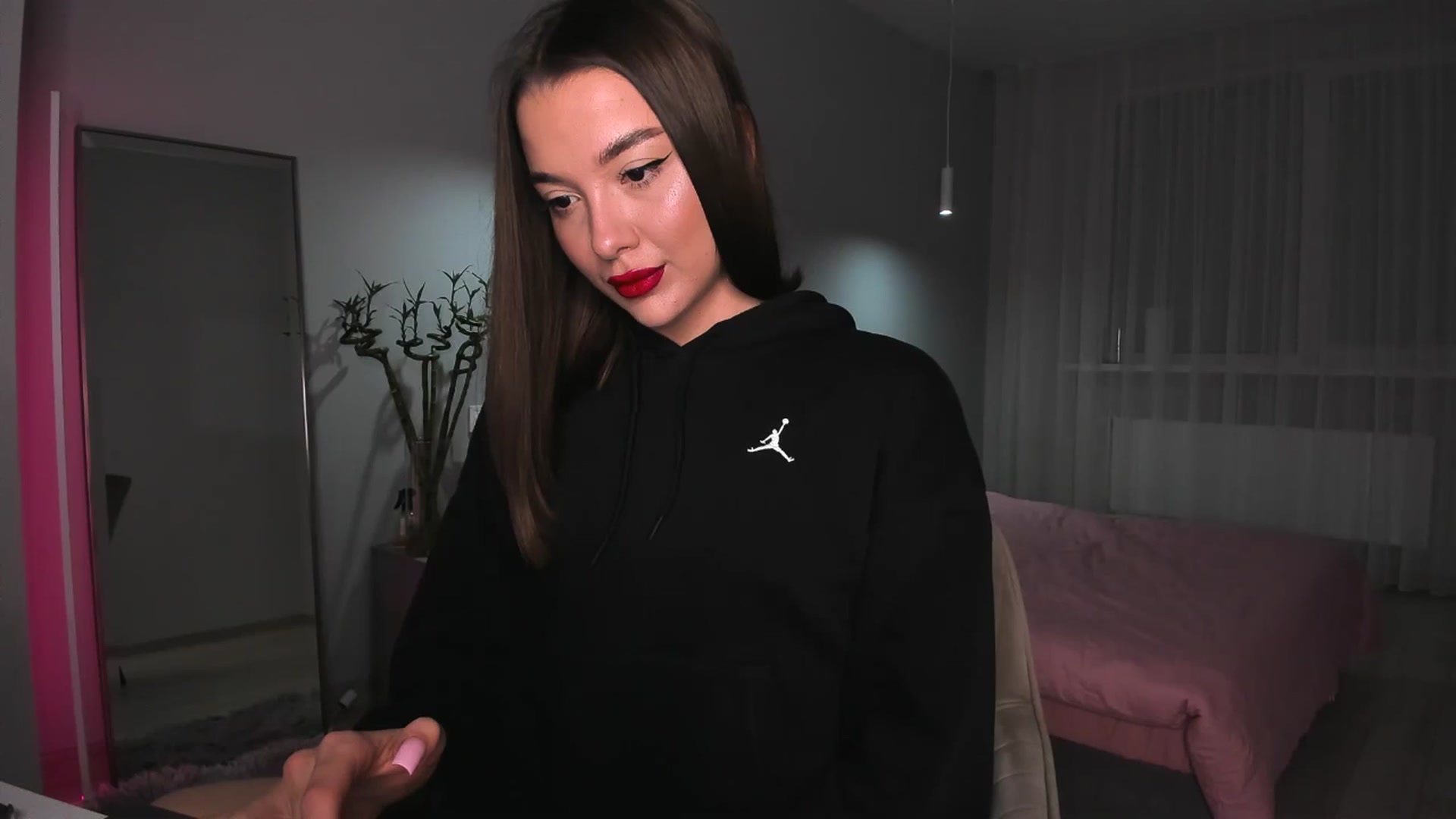 Gallery image thumbnail from Rockn_Queen's myfreecams stream on, 04/24/2024, 20:23 image 13 of 20