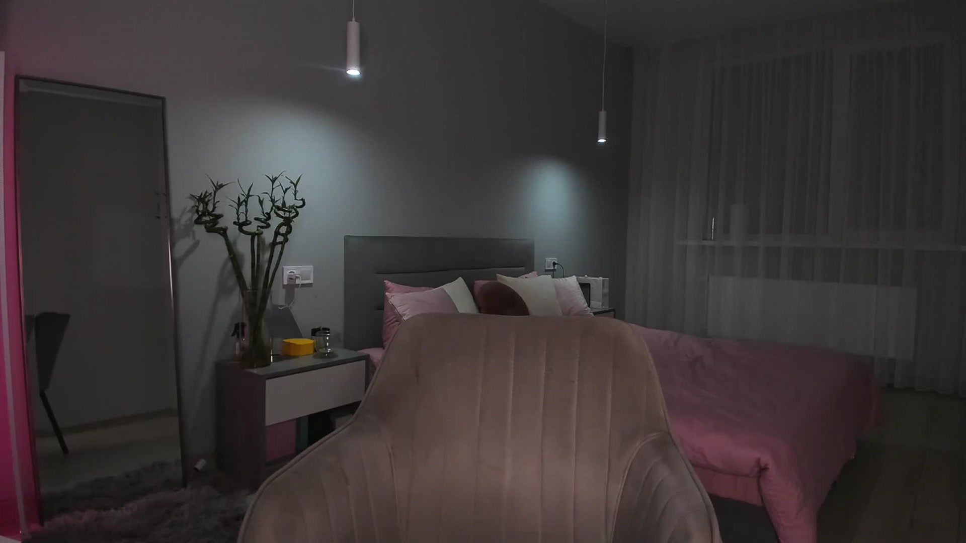Gallery image thumbnail from Rockn_Queen's myfreecams stream on, 04/24/2024, 23:35 image 17 of 20