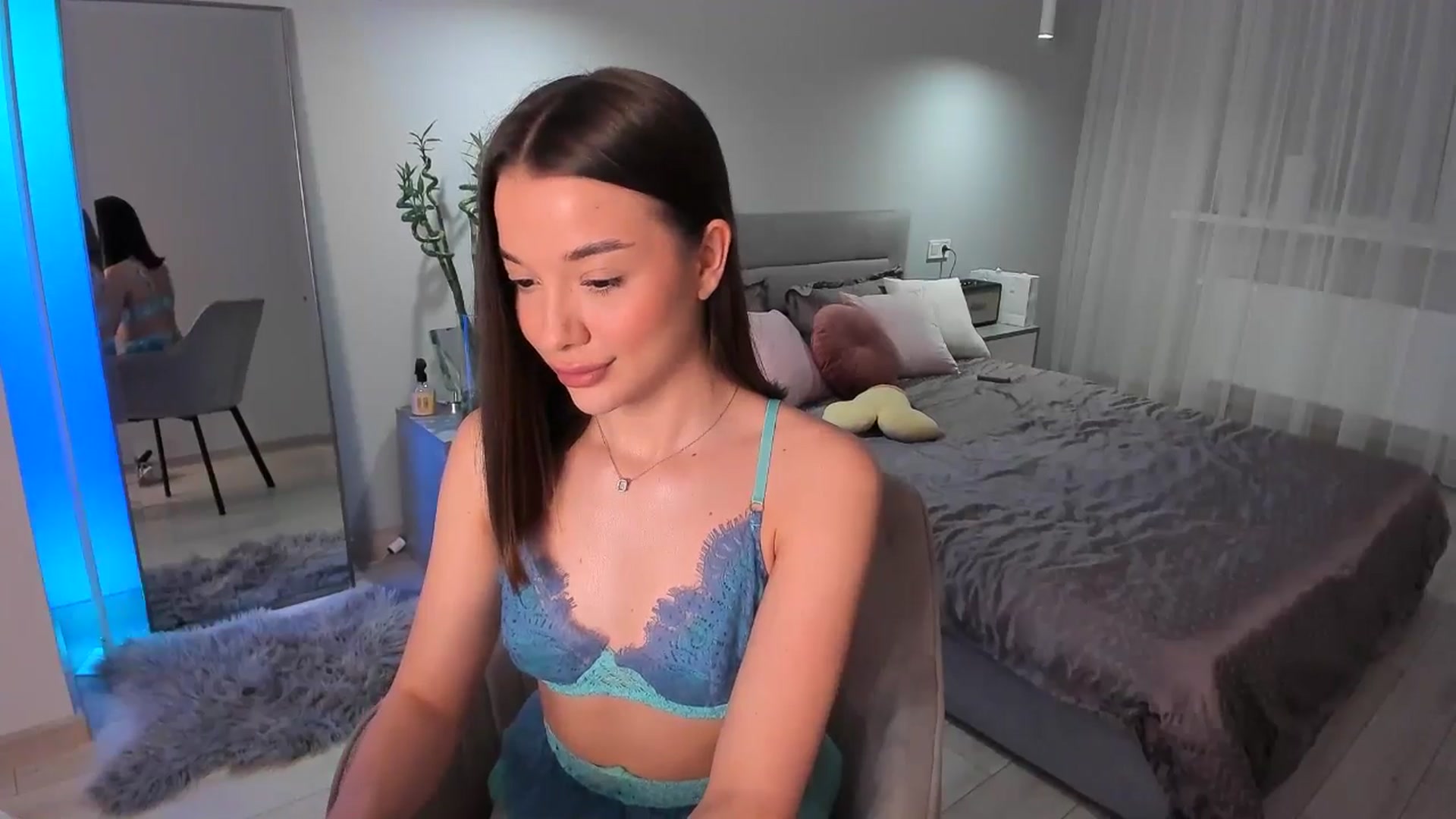Gallery image thumbnail from Rockn_Queen's myfreecams stream on, 04/28/2024, 18:56 image 9 of 20