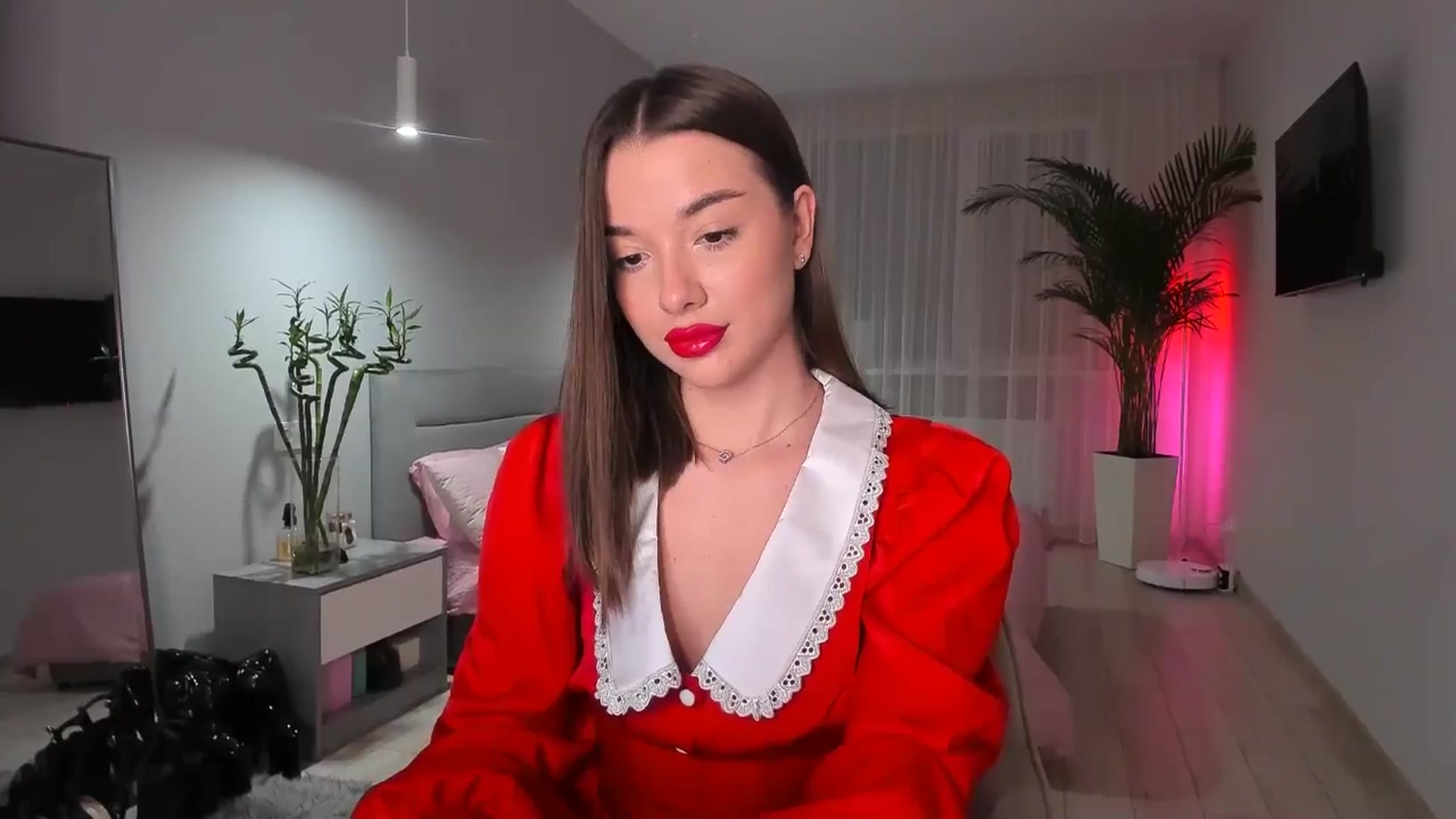 Gallery image thumbnail from Rockn_Queen's myfreecams stream on, 05/07/2024, 19:46 image 11 of 20