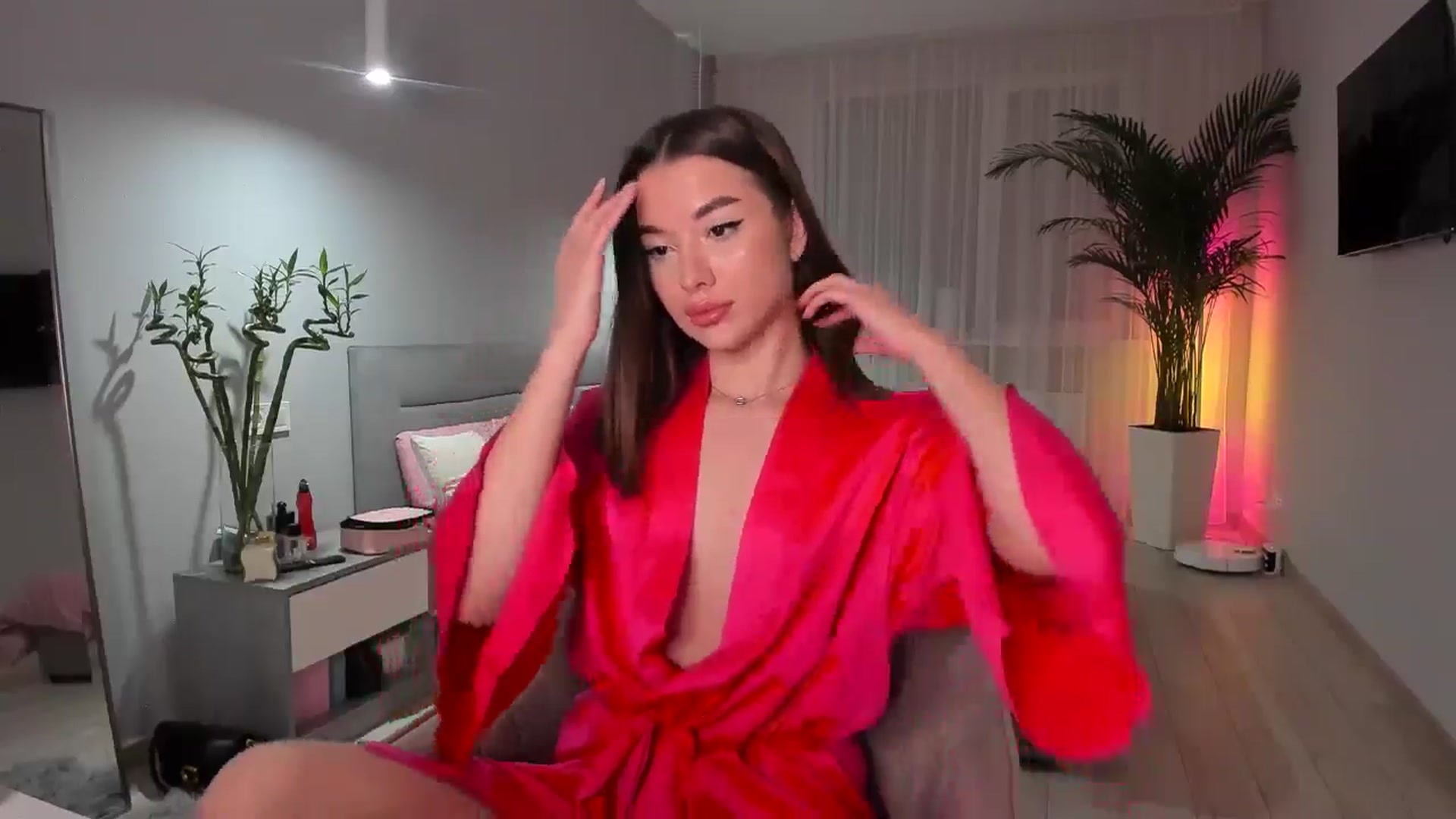 Gallery image thumbnail from Rockn_Queen's myfreecams stream on, 05/10/2024, 20:26 image 19 of 20