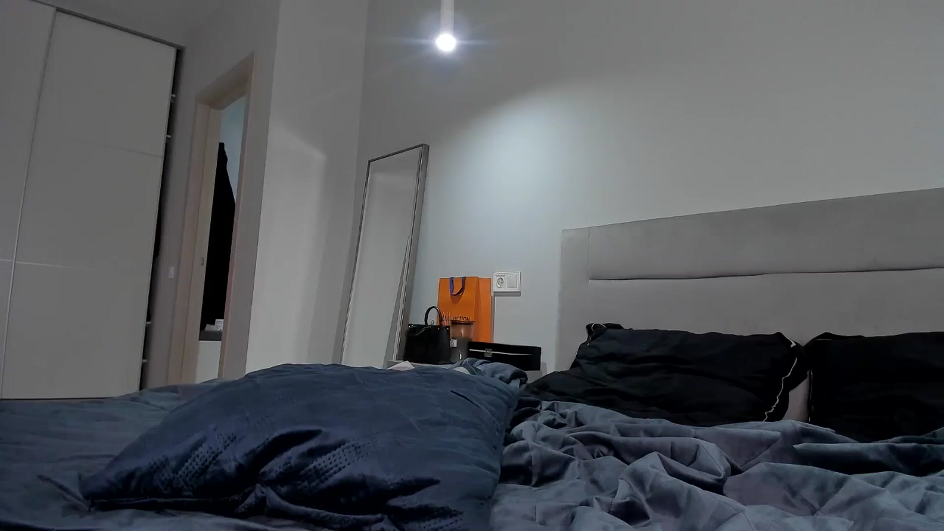 Gallery image thumbnail from Rockn_Queen's myfreecams stream on, 11/14/2024, 24:10 image 15 of 20