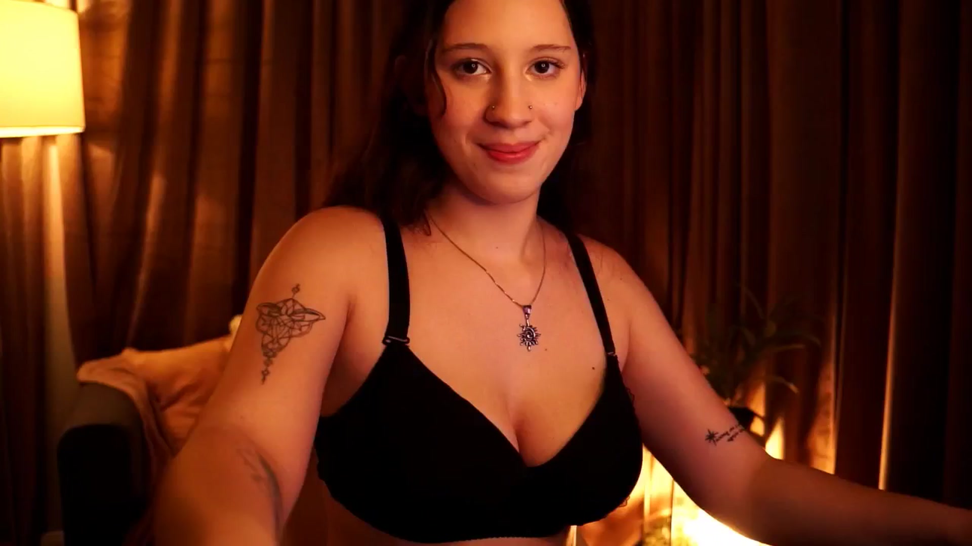 Gallery image thumbnail from Rockngirl1's myfreecams stream on, 02/07/2026, 13:33 image 19 of 20