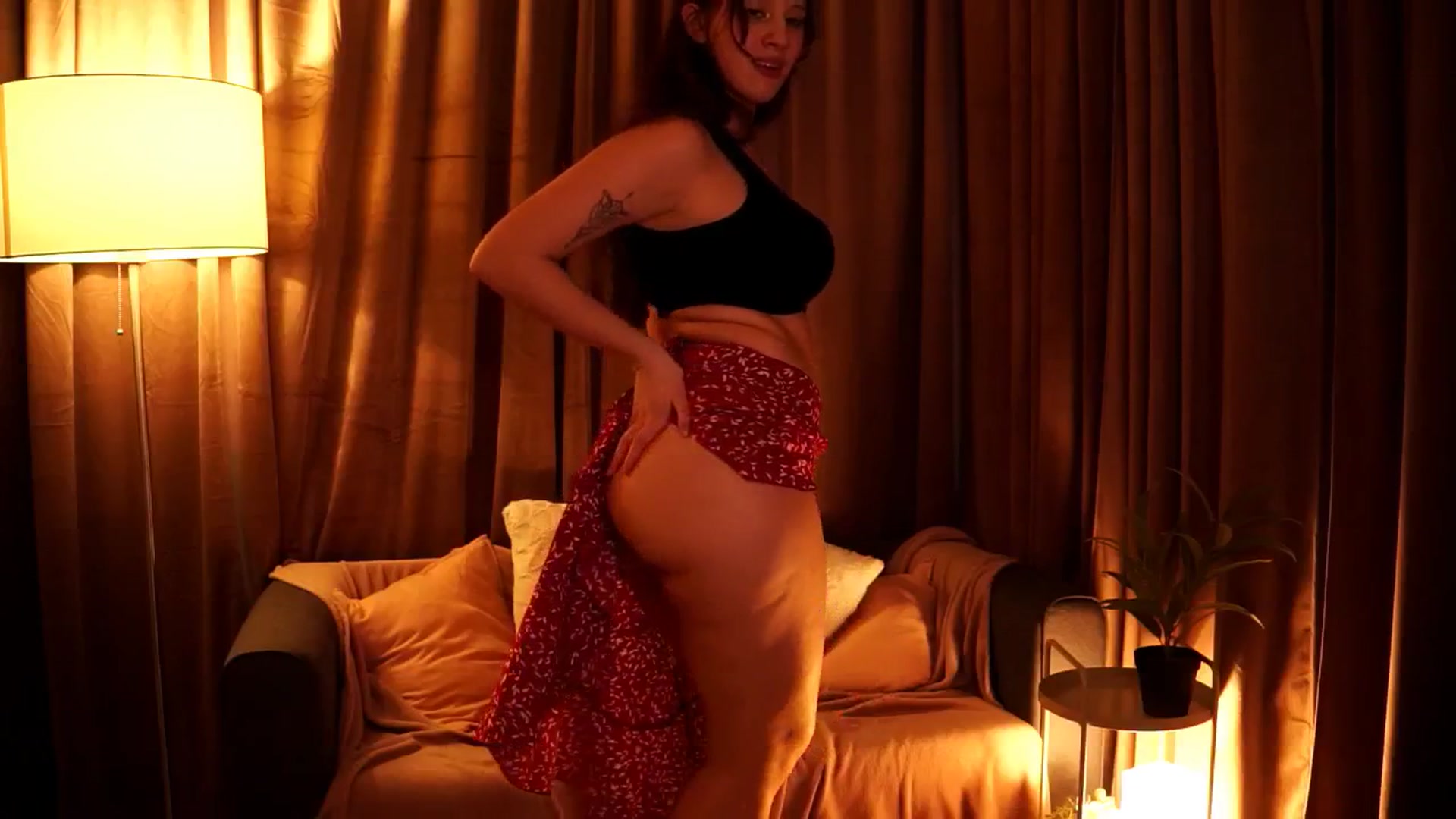 Gallery image thumbnail from Rockngirl1's myfreecams stream on, 02/07/2026, 17:18 image 12 of 20