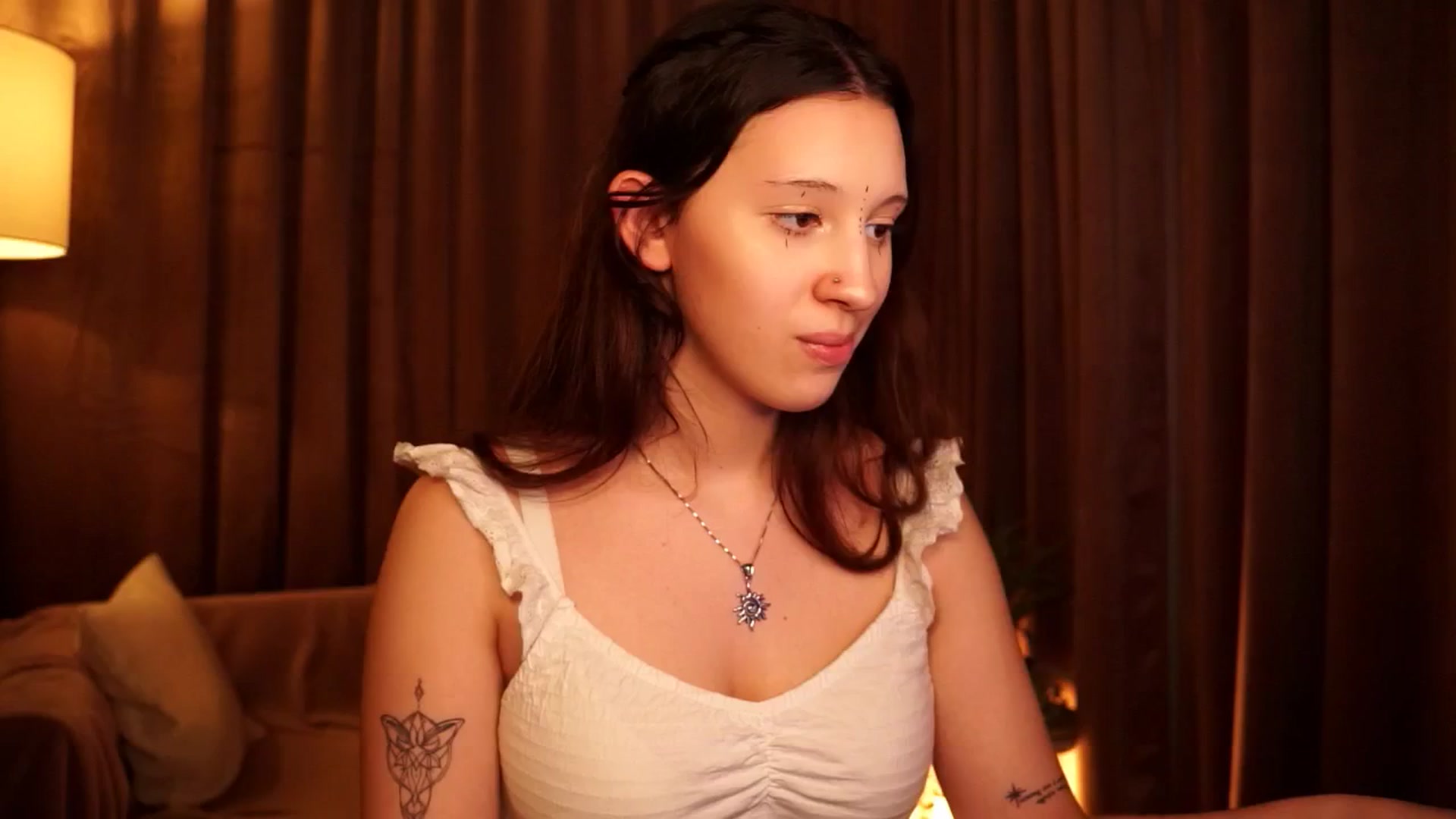 Gallery image thumbnail from Rockngirl1's myfreecams stream on, 04/05/2026, 18:16 image 17 of 20