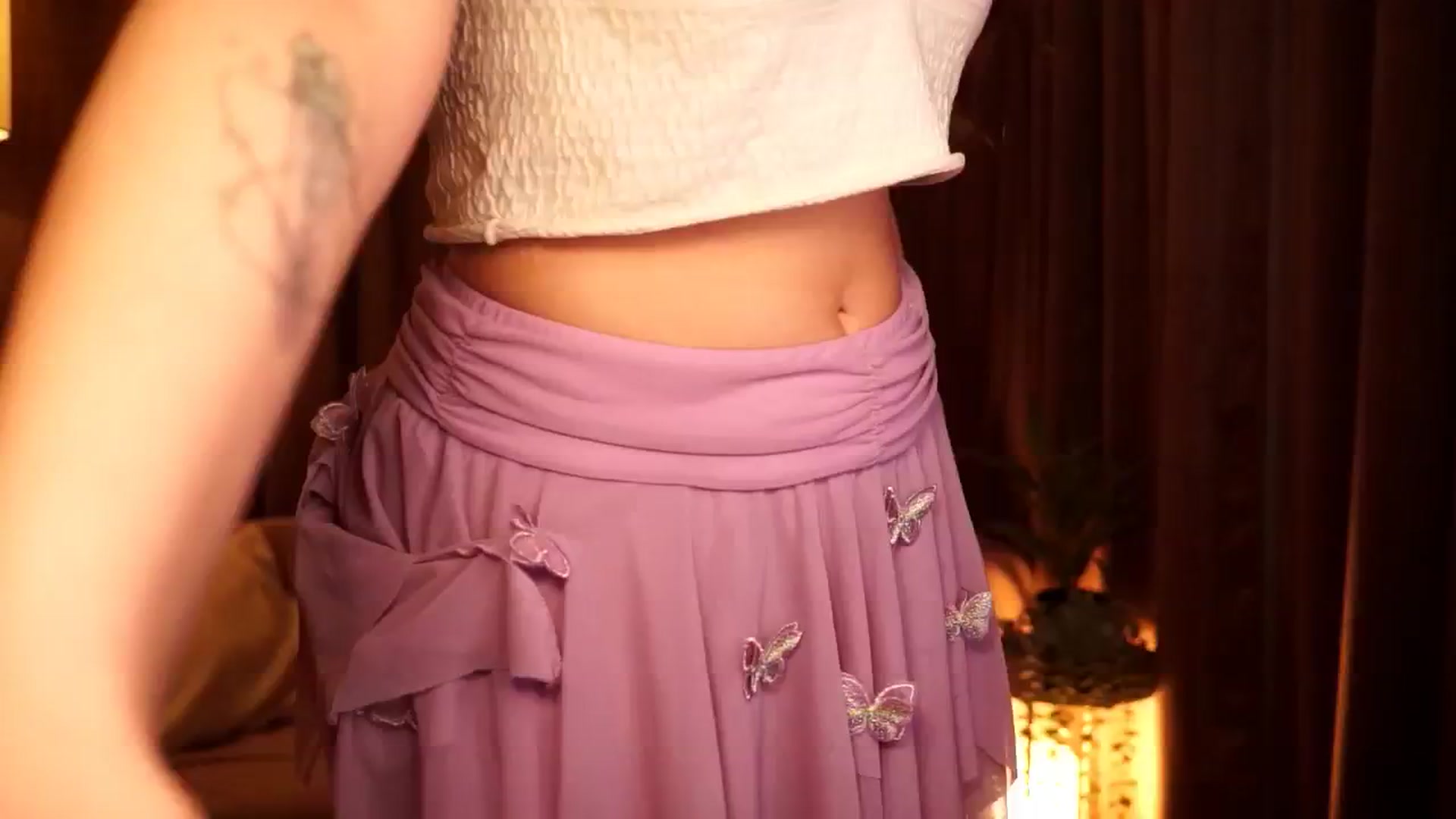 Gallery image thumbnail from Rockngirl1's myfreecams stream on, 04/05/2026, 18:16 image 5 of 20