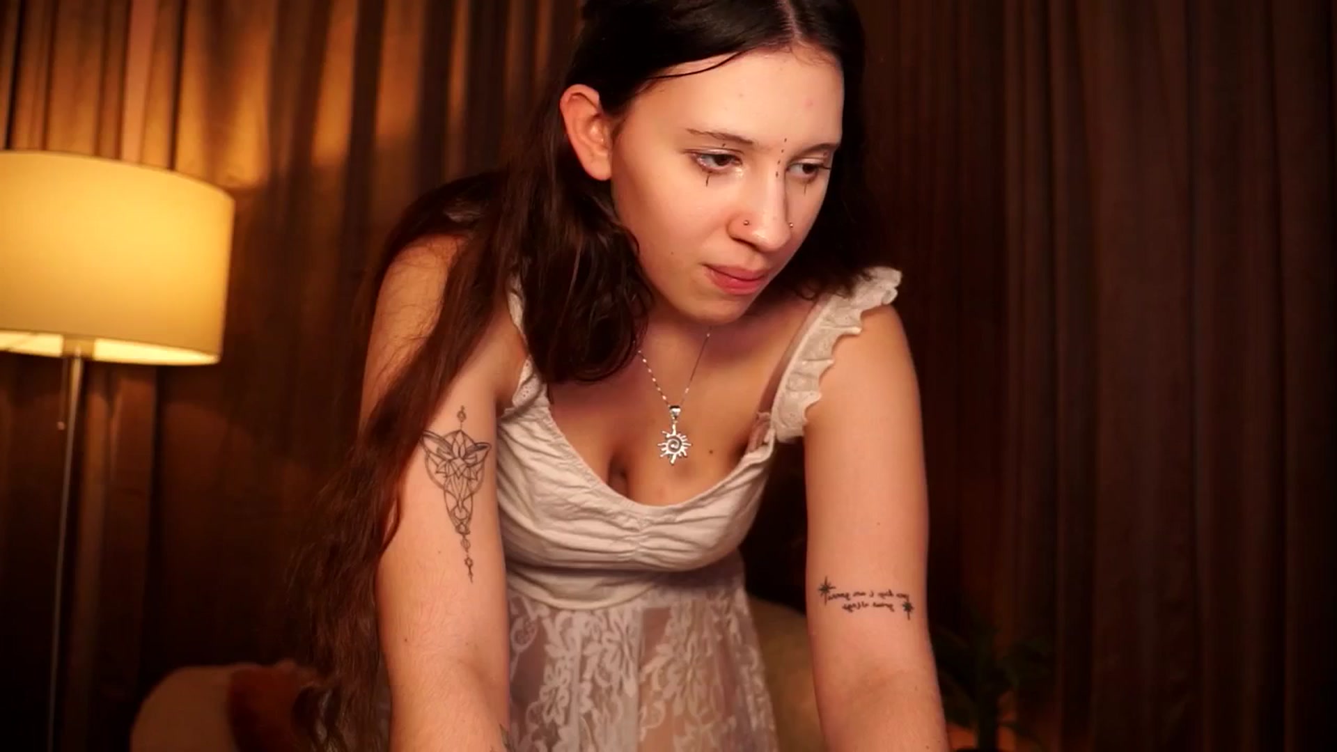 Gallery image thumbnail from Rockngirl1's myfreecams stream on, 04/18/2026, 14:37 image 15 of 20